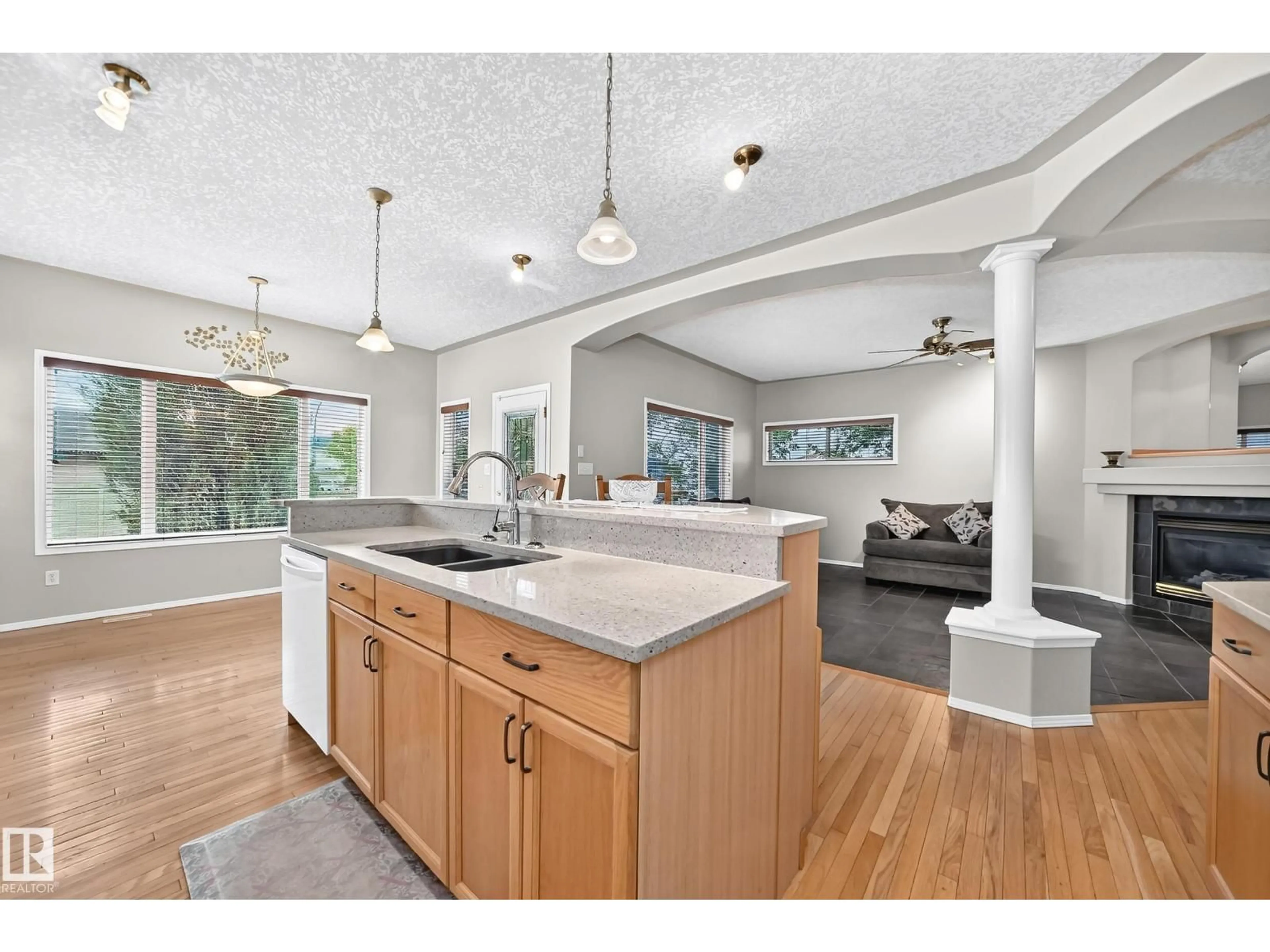 Open concept kitchen, unknown for 265 DUNVEGAN RD, Edmonton Alberta T5L5E5