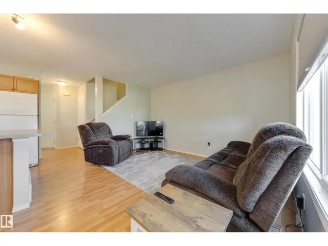 11 - 115 CHESTERMERE DR, Sherwood Park 5