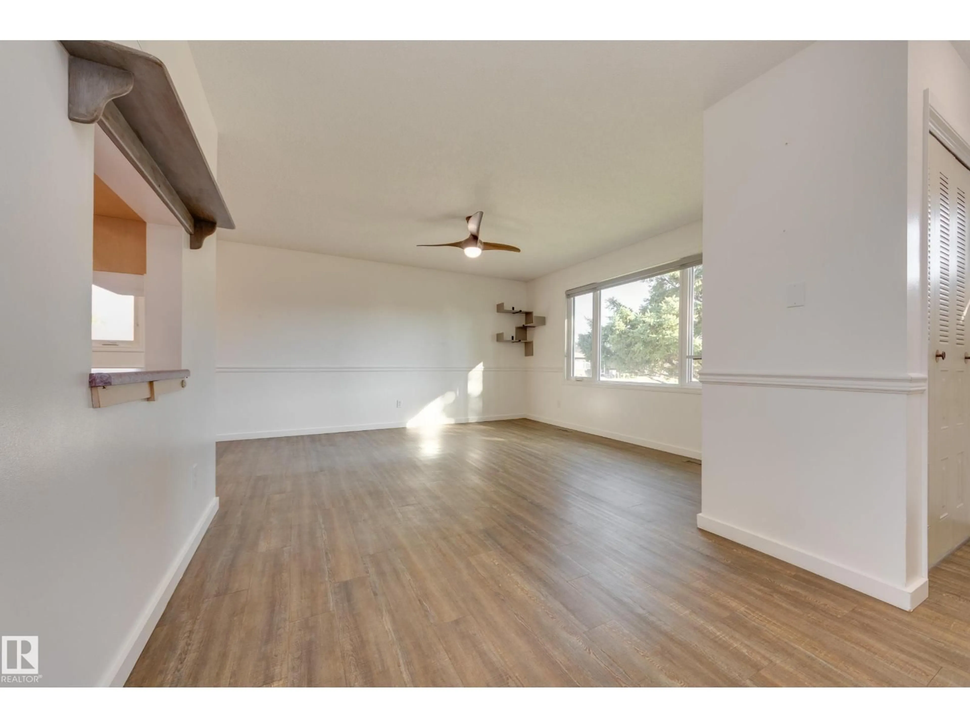 A pic of a room for 9702 99A AV, Morinville Alberta T8R1G6