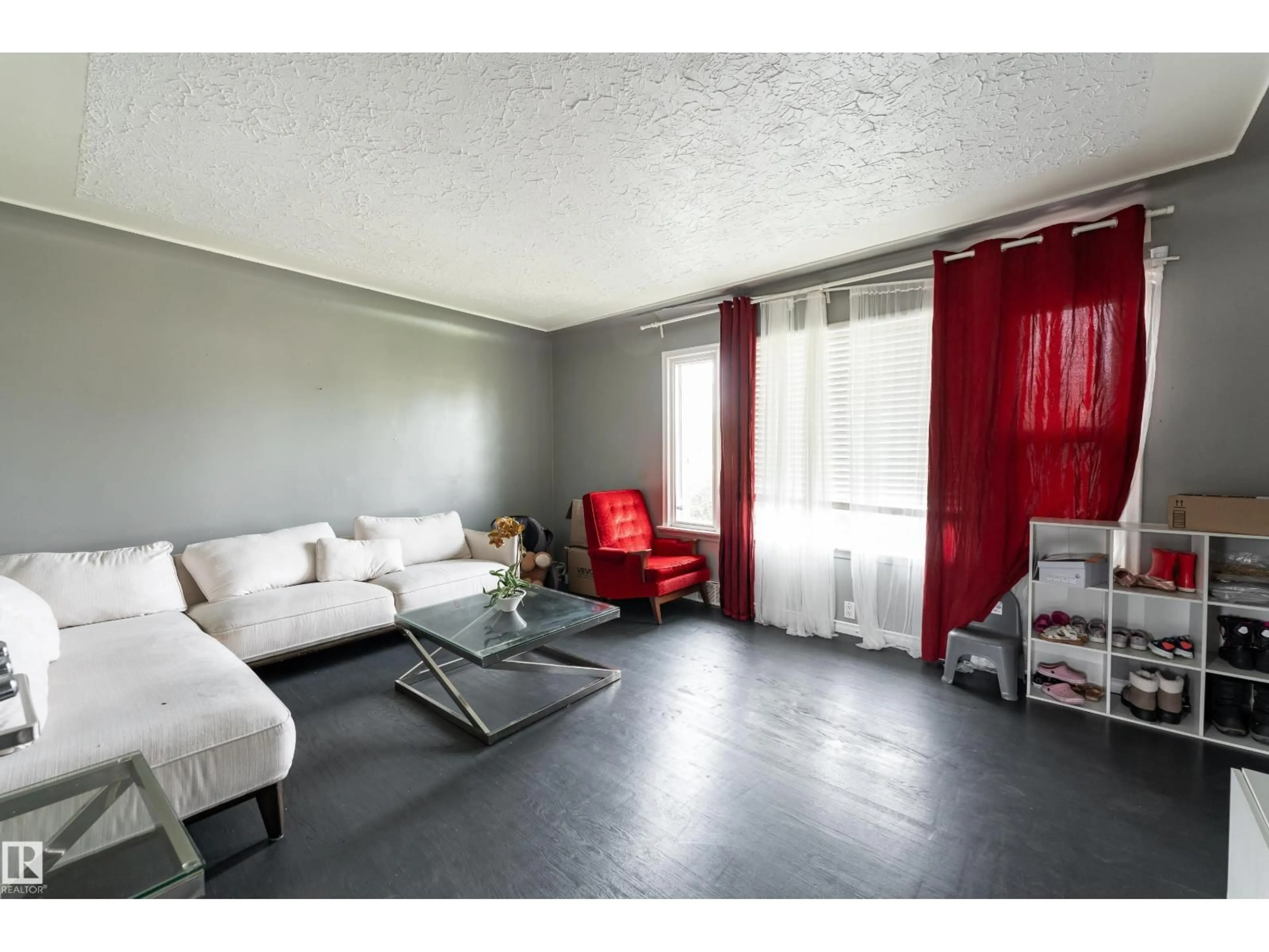 Living room with furniture, unknown for NW - 11205 95 ST, Edmonton Alberta T5G1K8