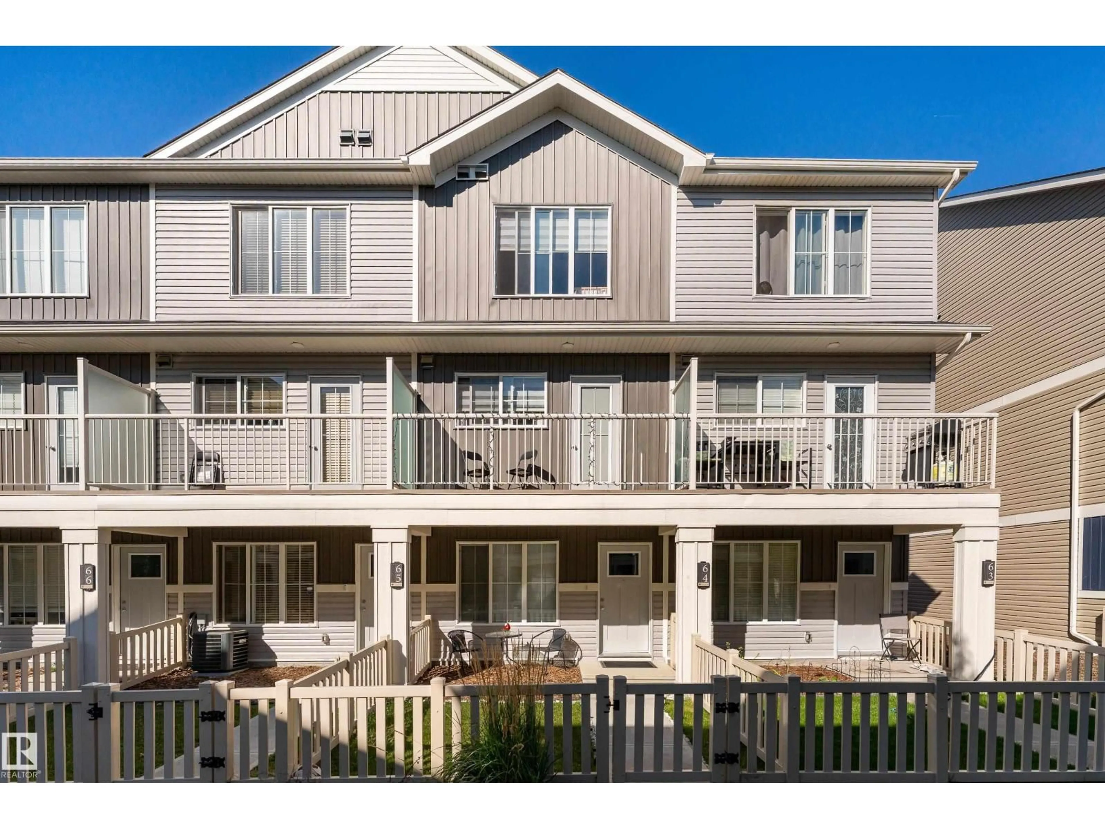Home with vinyl exterior material, street for 1110 - 64 DANIELS LINK LI, Edmonton Alberta T6W4N6