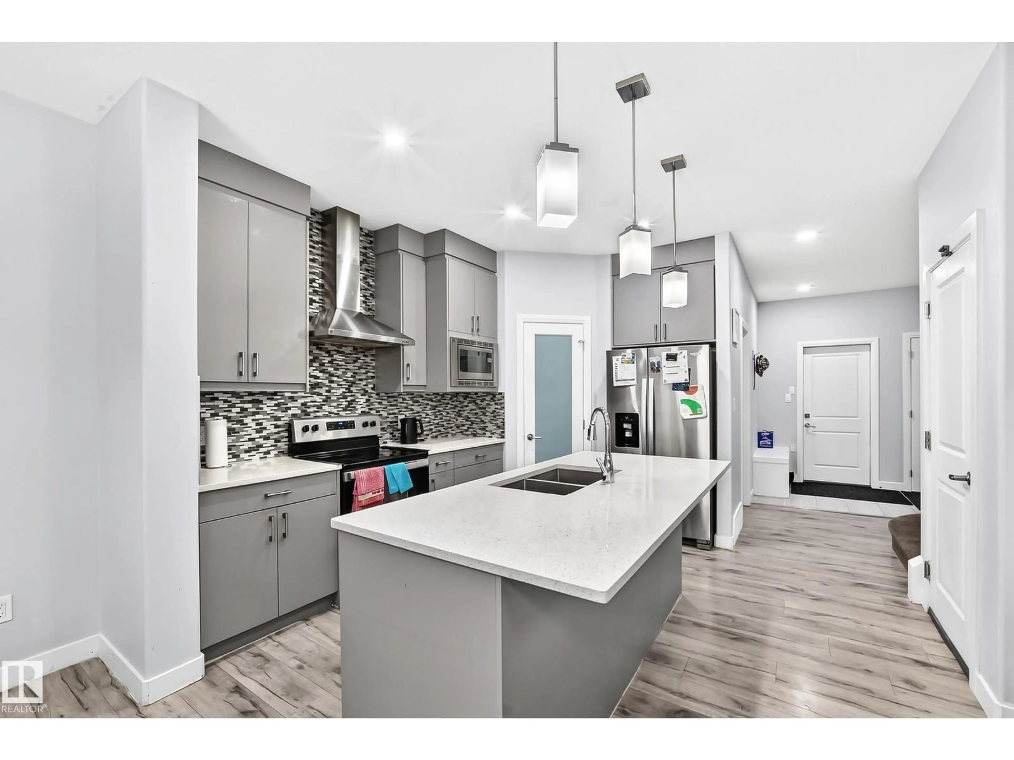 Contemporary kitchen, ceramic/tile floor for 7245 CHIVERS PLACE SW, Edmonton Alberta T6W4L4