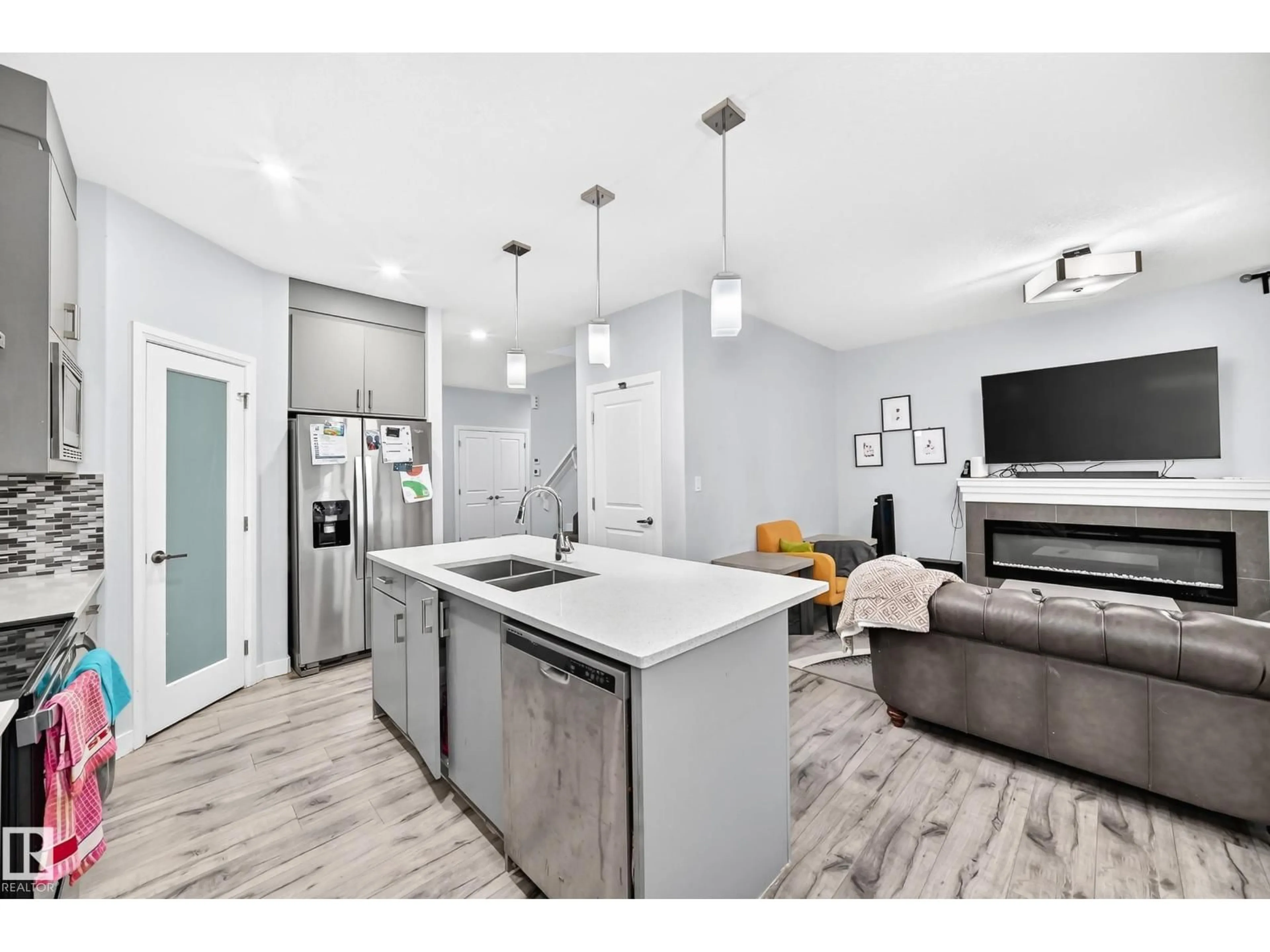 Open concept kitchen, unknown for 7245 CHIVERS PLACE SW, Edmonton Alberta T6W4L4