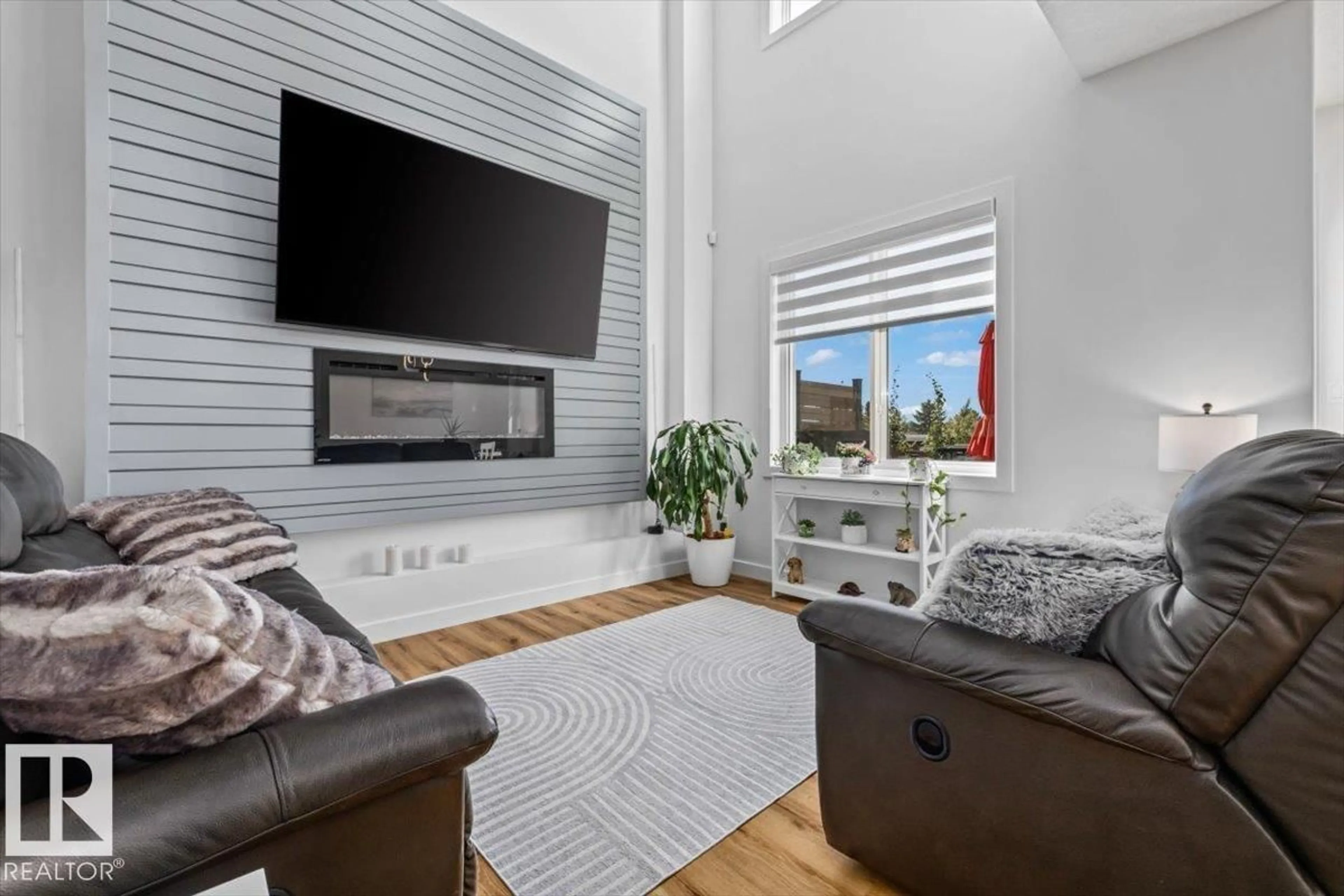 Living room with furniture, unknown for 287 SAVOY CR, Sherwood Park Alberta T8H2Y4