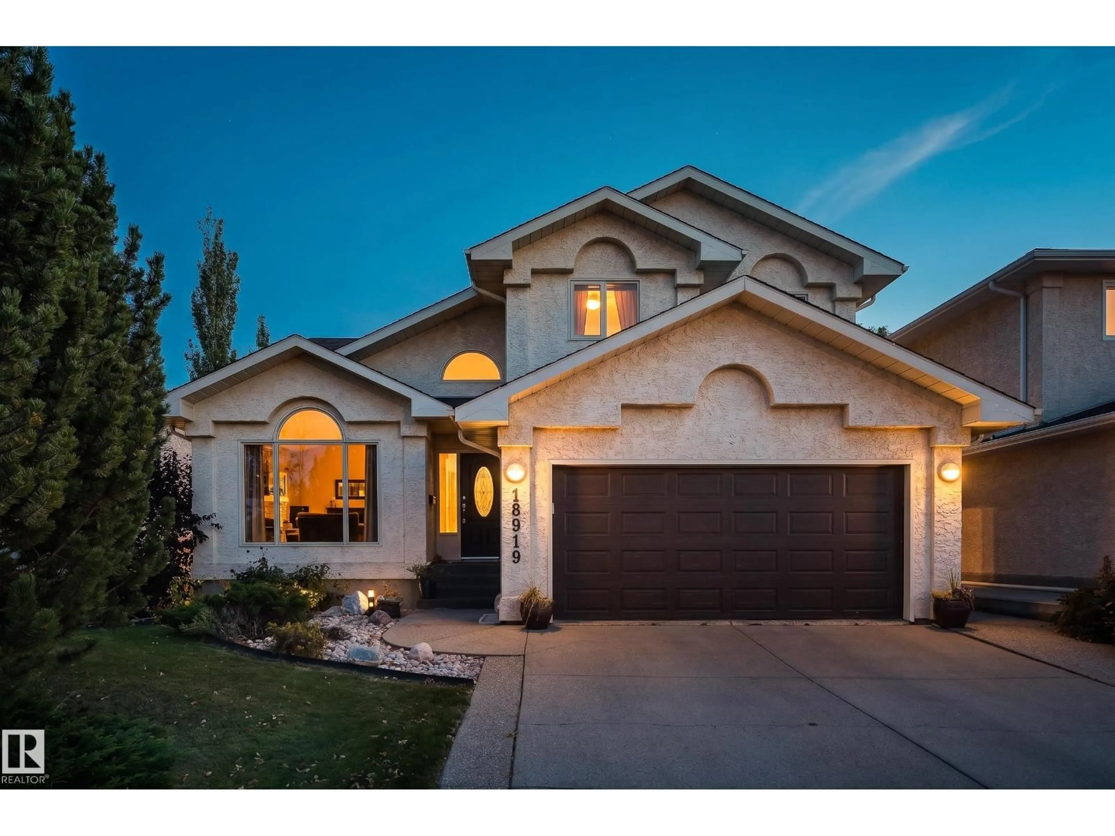 Home with brick exterior material, street for 18919 91 AV, Edmonton Alberta T5T5V9
