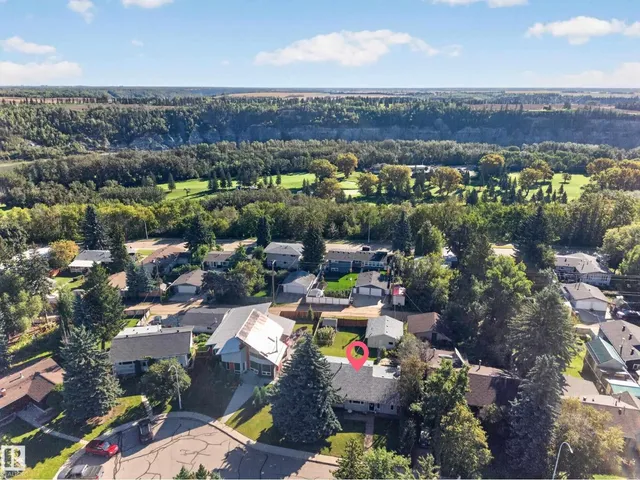 23 CLEARWATER, Devon 5