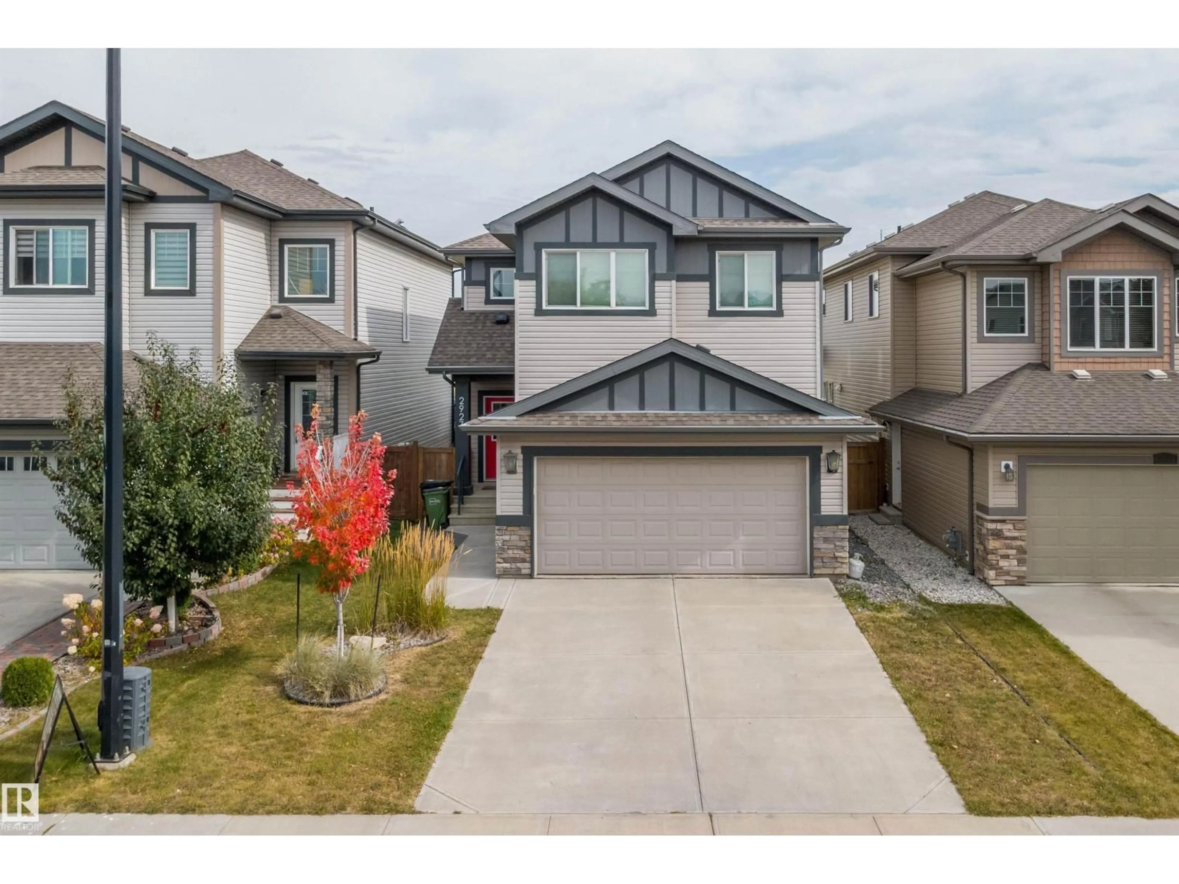 A pic from outside/outdoor area/front of a property/back of a property/a pic from drone, street for NW - 2927 11 ST, Edmonton Alberta T6T0X7