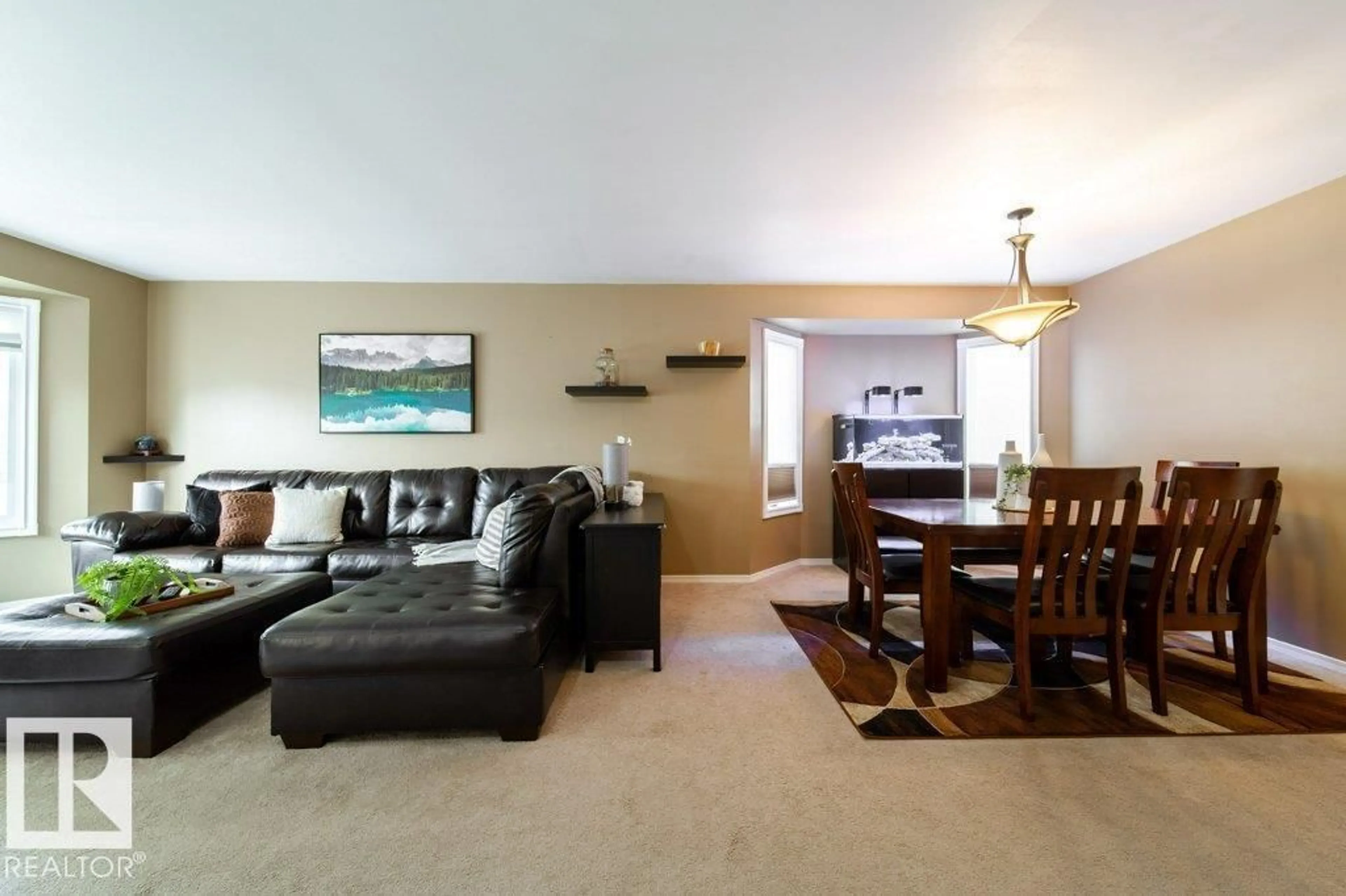 Living room with furniture, unknown for 1105 JOYCE RD, Edmonton Alberta T6L6Y2
