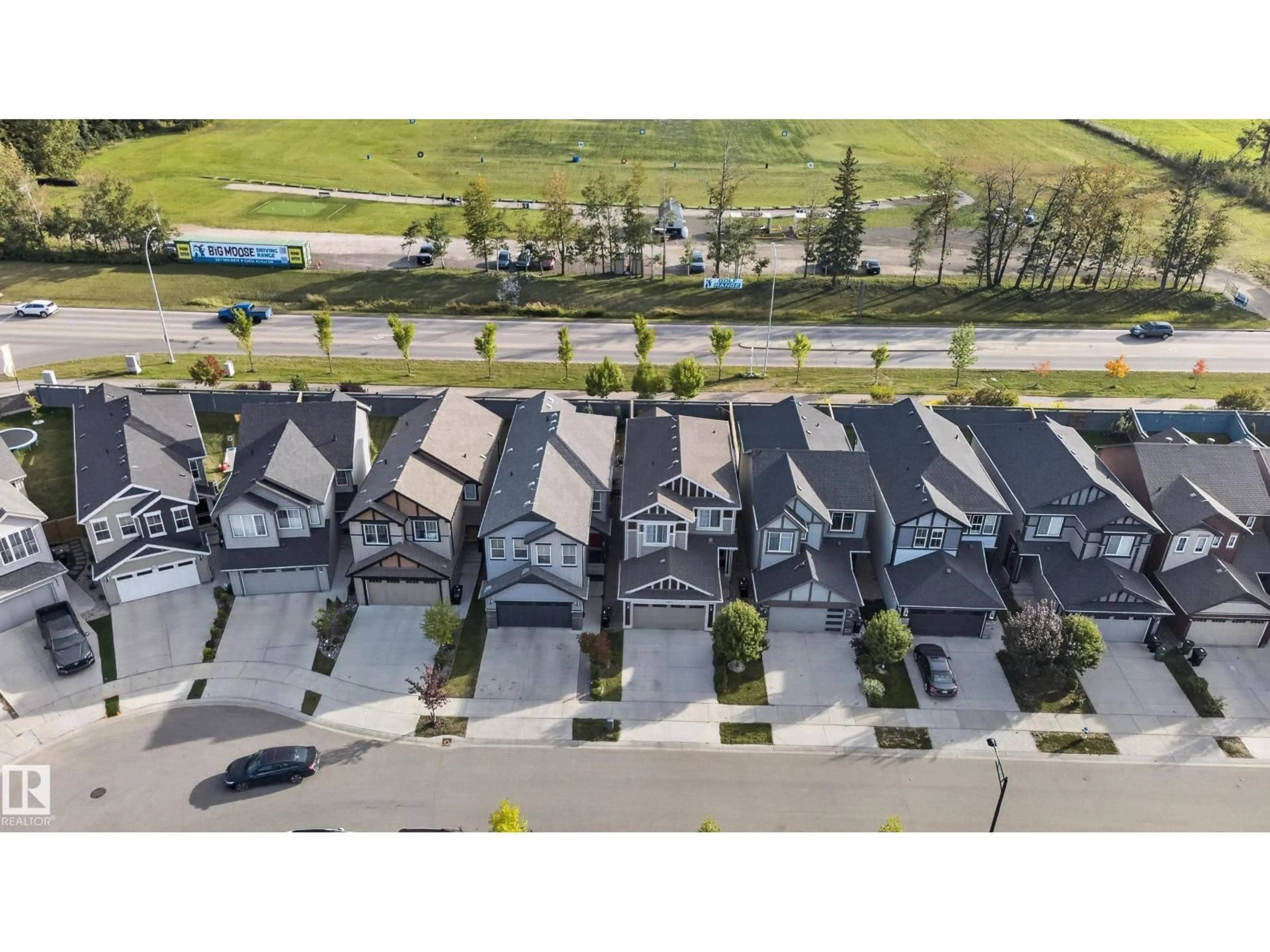 A pic from outside/outdoor area/front of a property/back of a property/a pic from drone, street for 2835 DUKE CR, Edmonton Alberta T6W3Y3