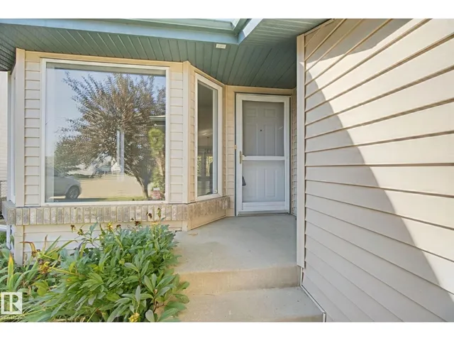 24 LA COSTA FAIRWAY CL, Stony Plain 2
