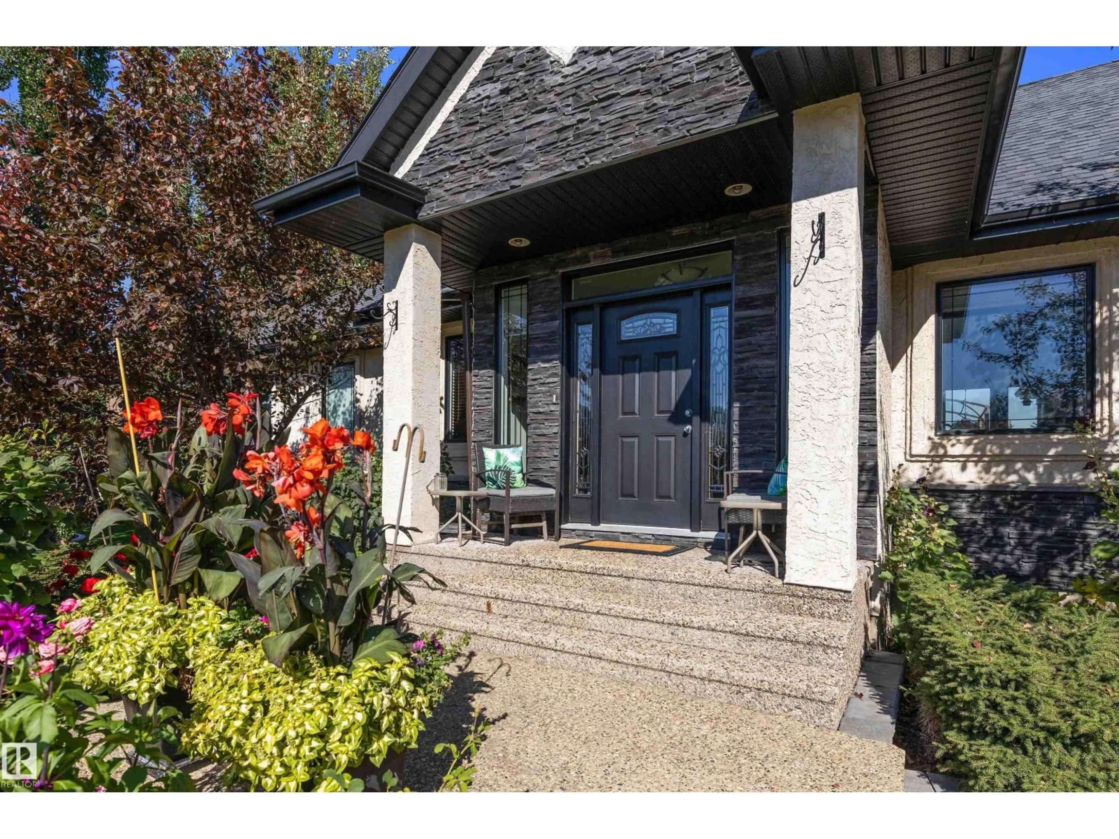 Indoor entryway for 54418 - 238 RGE ROAD 251, Rural Sturgeon County Alberta T8T0C7