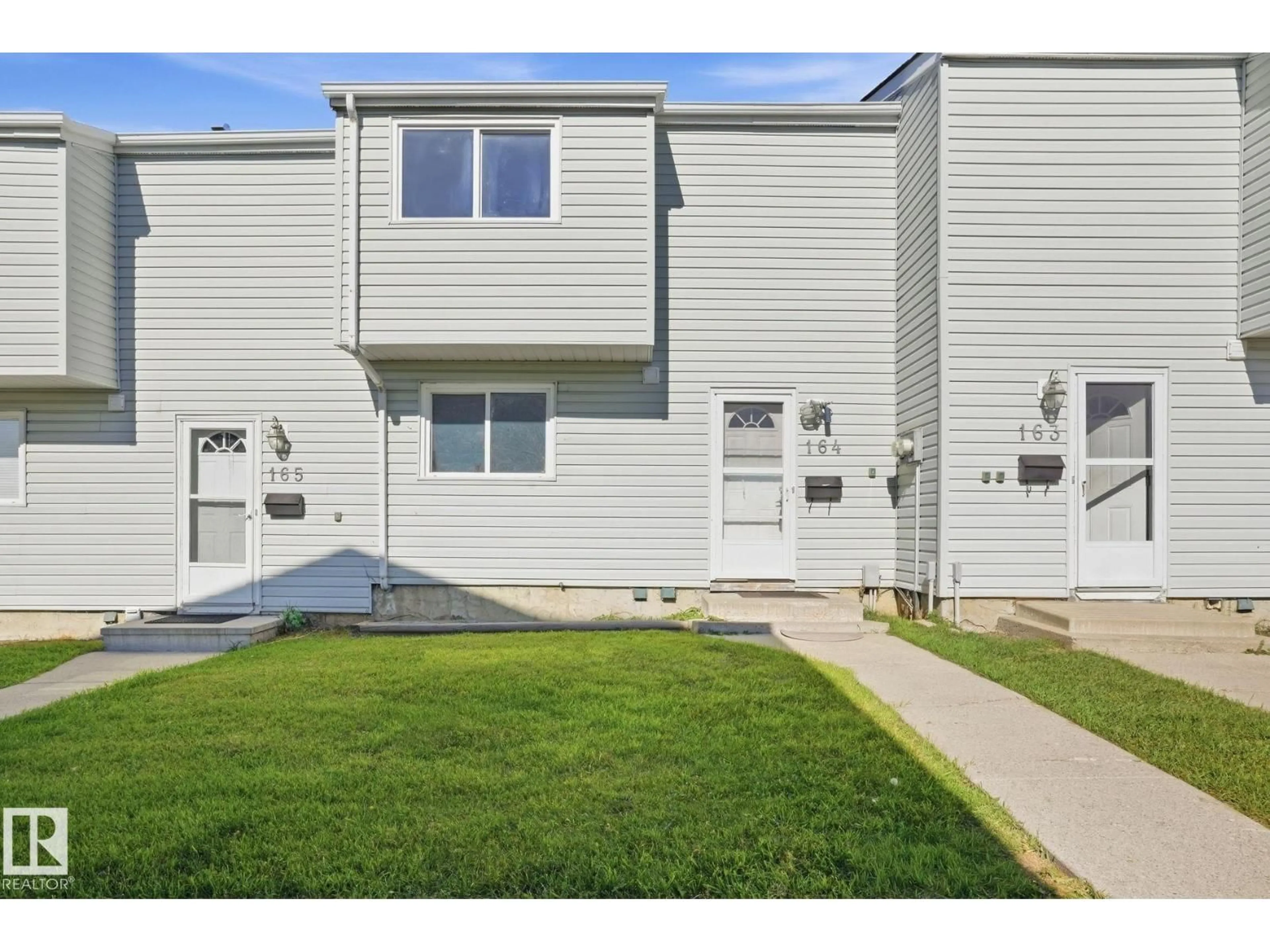Unknown for 164 DICKINSFIELD CO, Edmonton Alberta T5E5V8