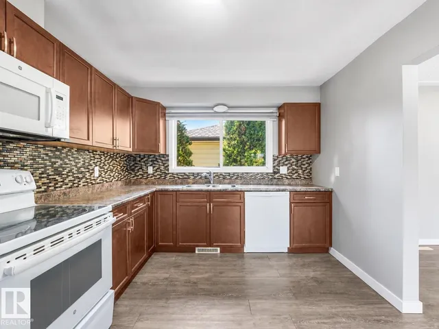 NW - 13540 110 ST, Edmonton 2