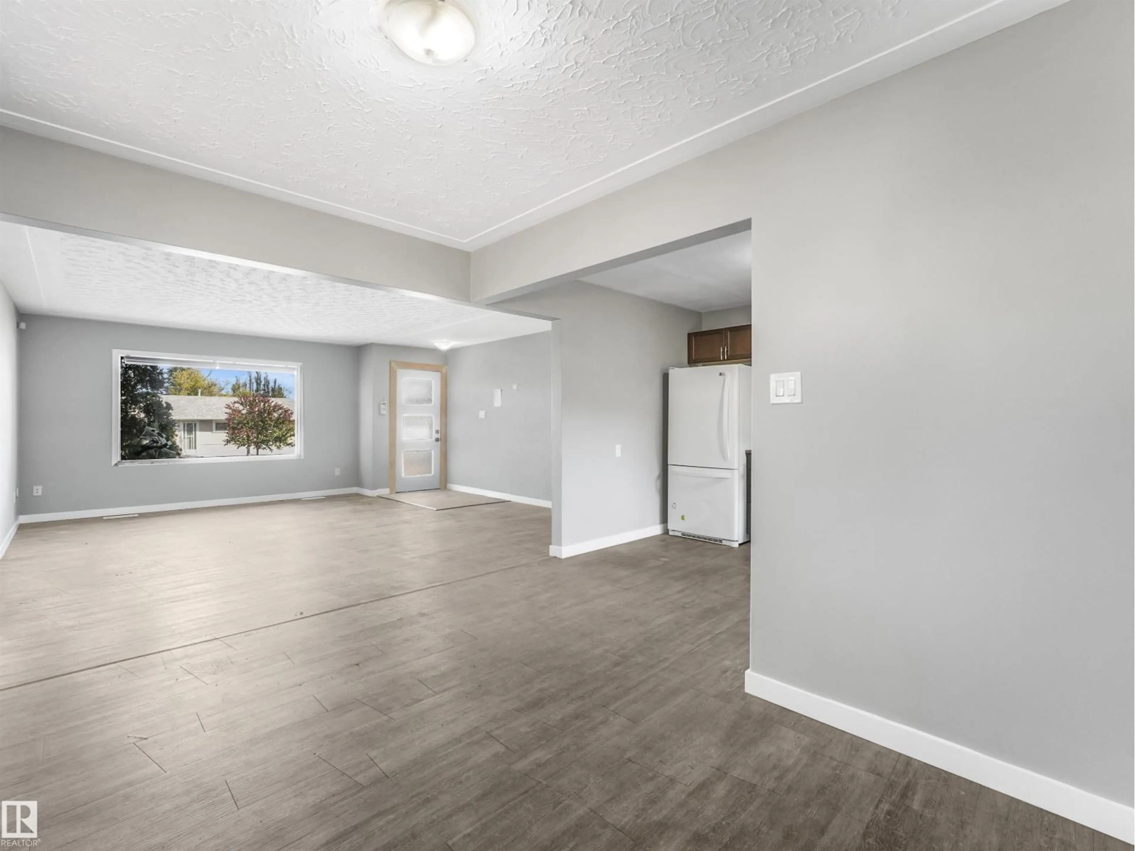 Unknown for NW - 13540 110 ST, Edmonton Alberta T5E4Z2