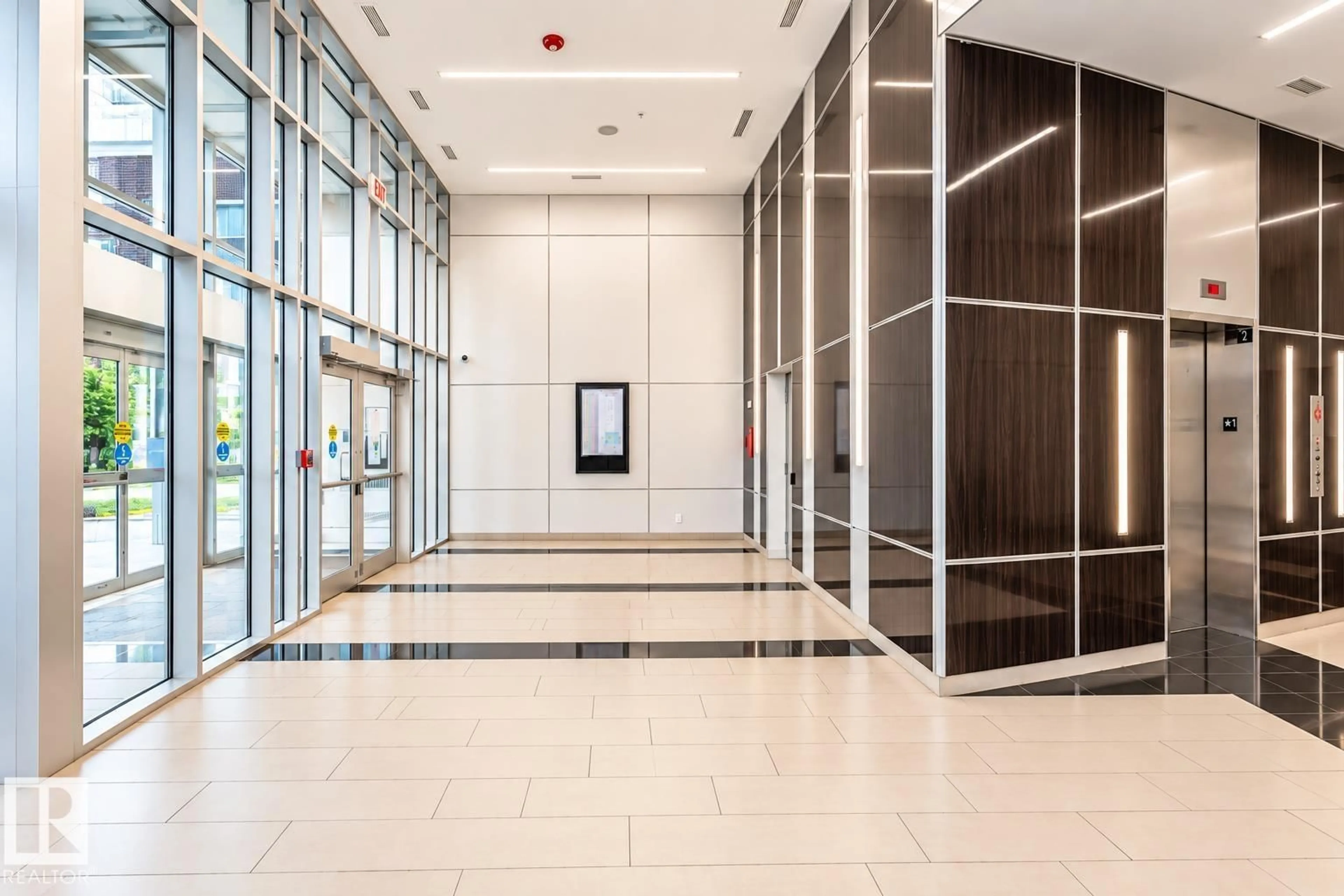 Indoor foyer for #404 - 10238 103 ST NW, Edmonton Alberta T5J0G6