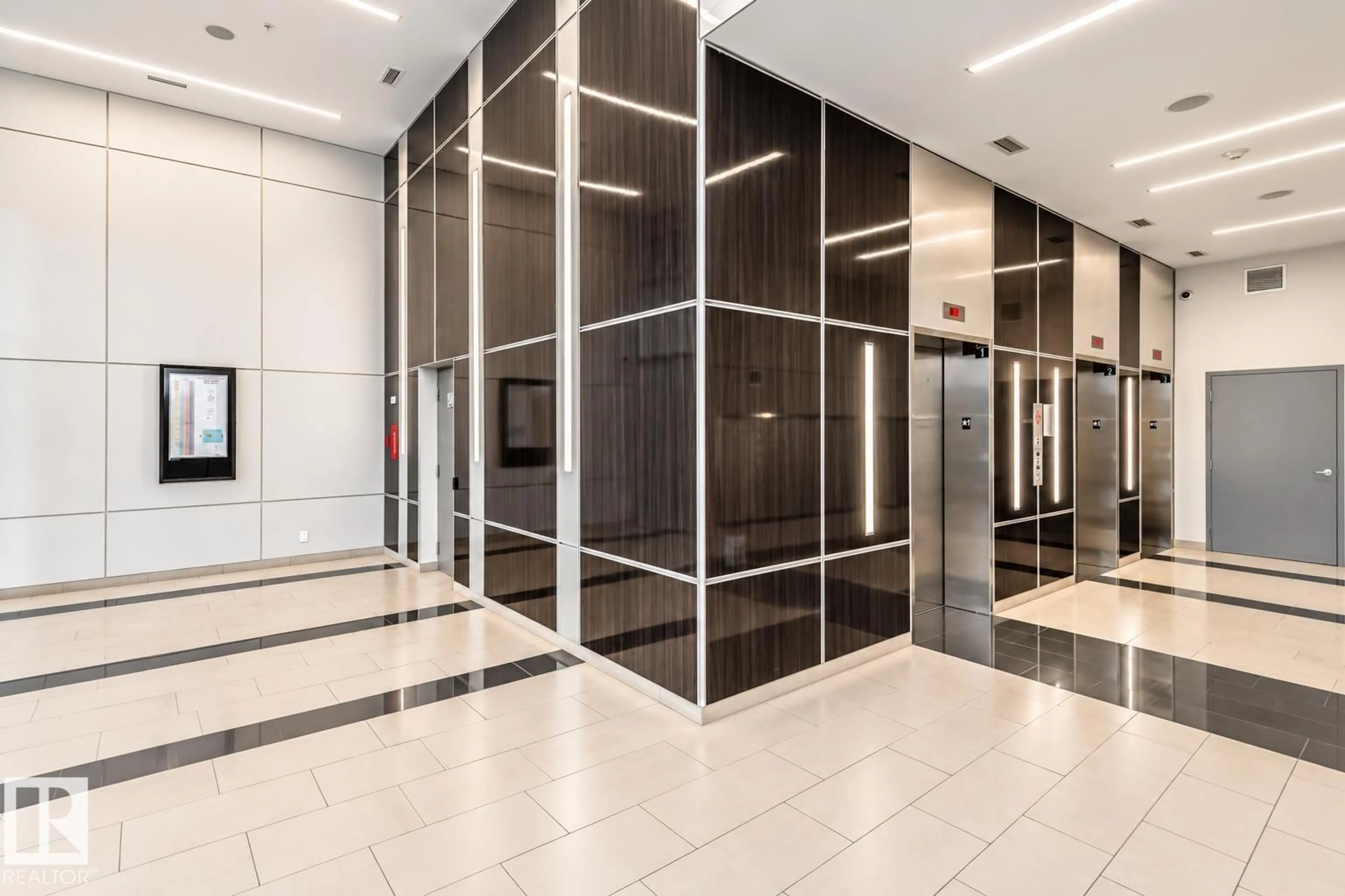 Indoor foyer for #404 - 10238 103 ST NW, Edmonton Alberta T5J0G6