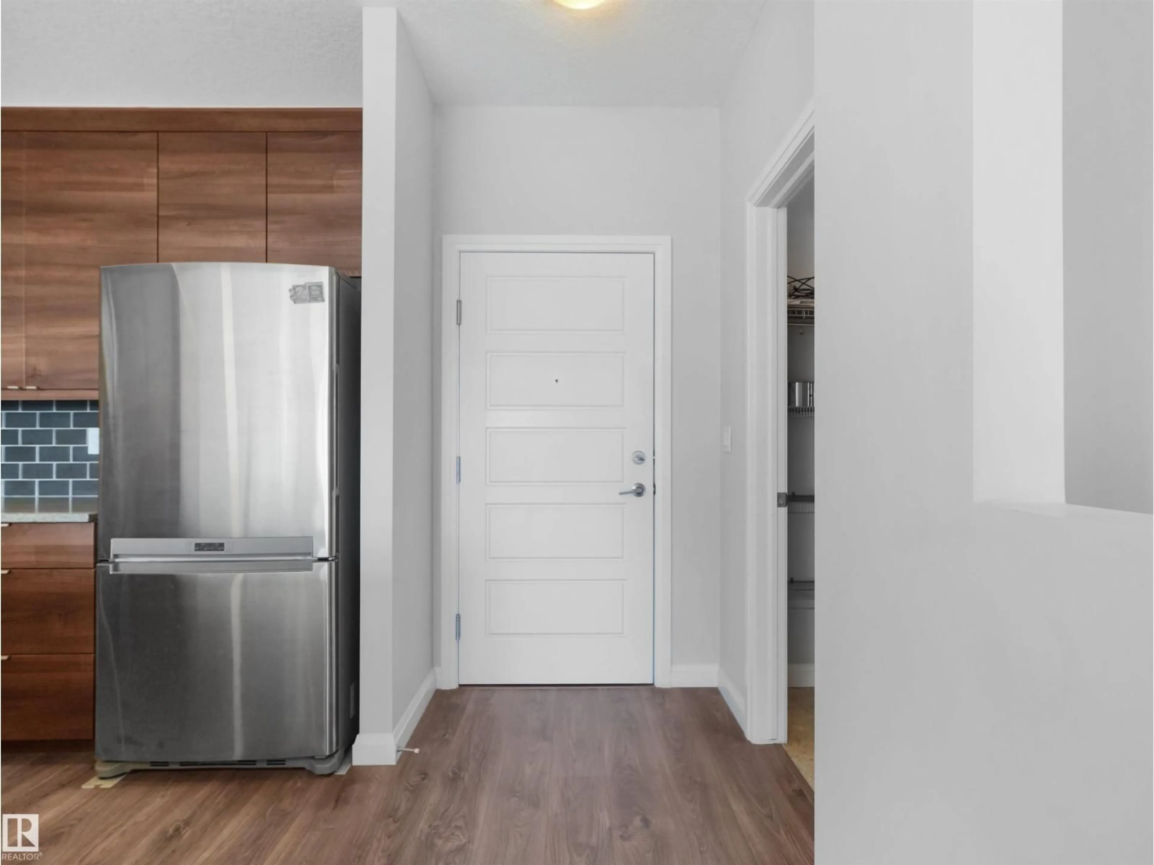 Indoor entryway for 2588 - 415 ANDERSON WY, Edmonton Alberta T6W0R2
