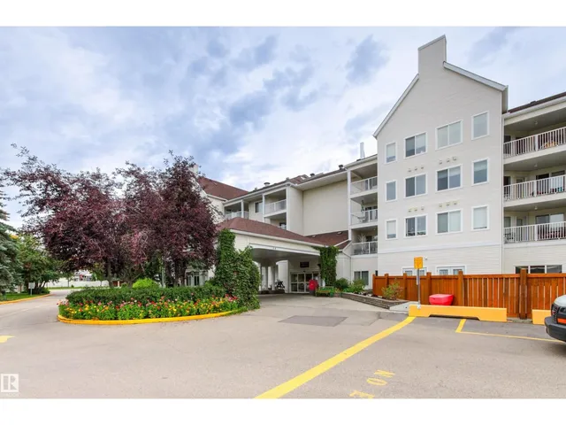 78 - 206 MCKENNEY AV, St. Albert 4