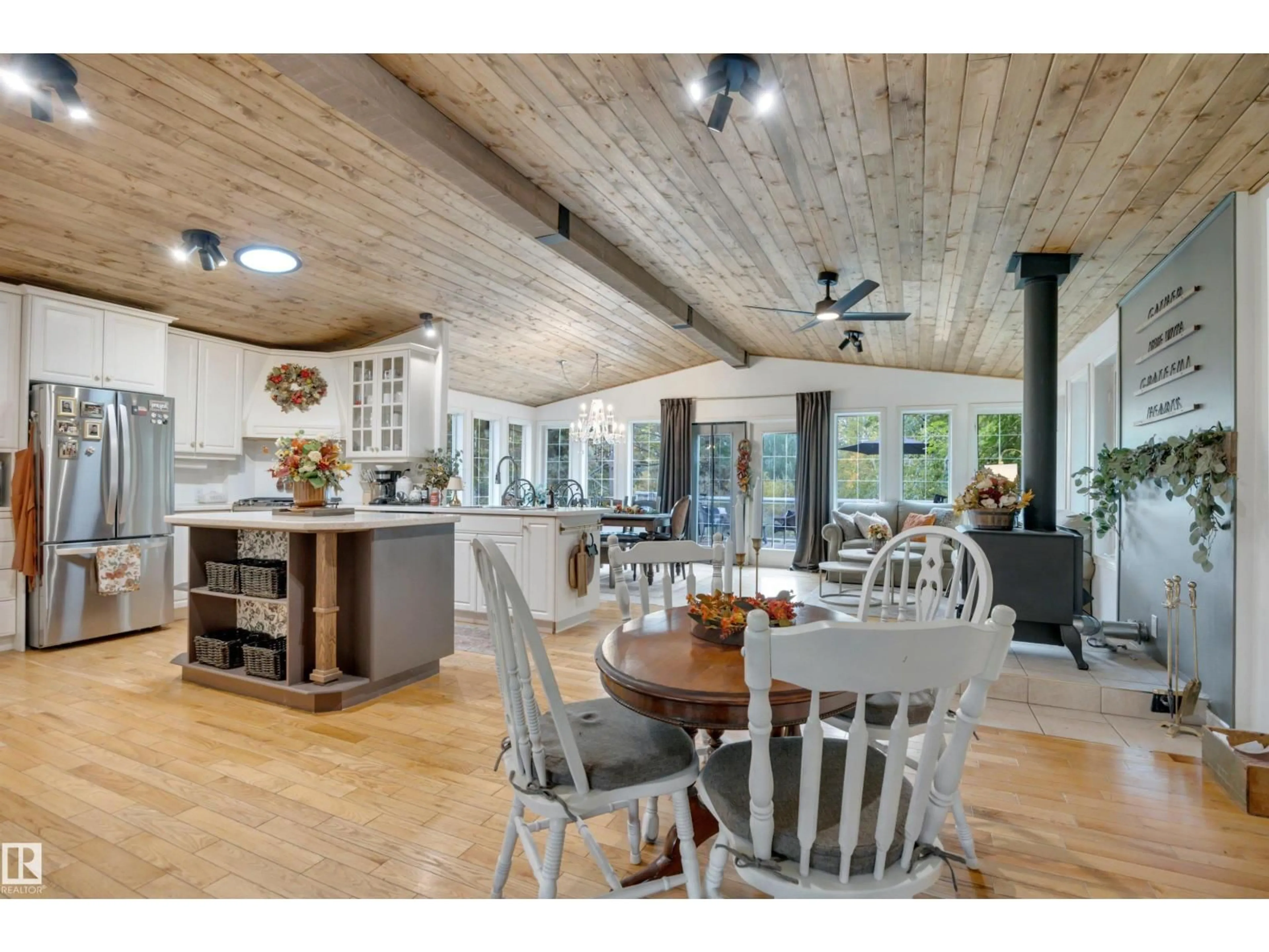 Open concept kitchen, wood/laminate floor for 53313 - 217 RGE ROAD 280, Rural Parkland County Alberta T7X3V7