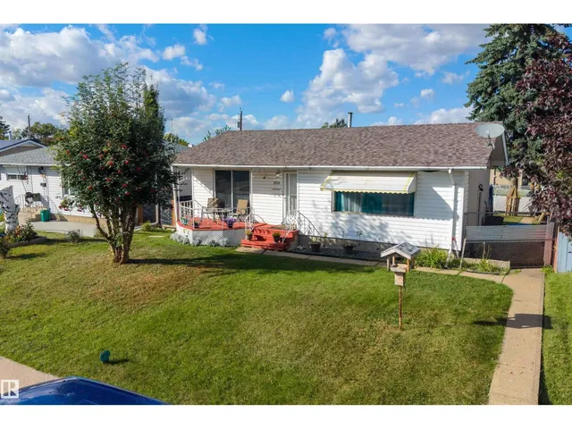 3526 122 AV, Edmonton 2
