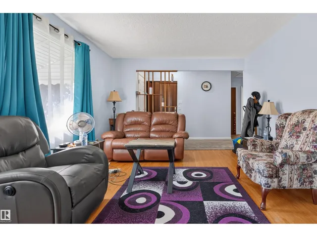 3526 122 AV, Edmonton 5