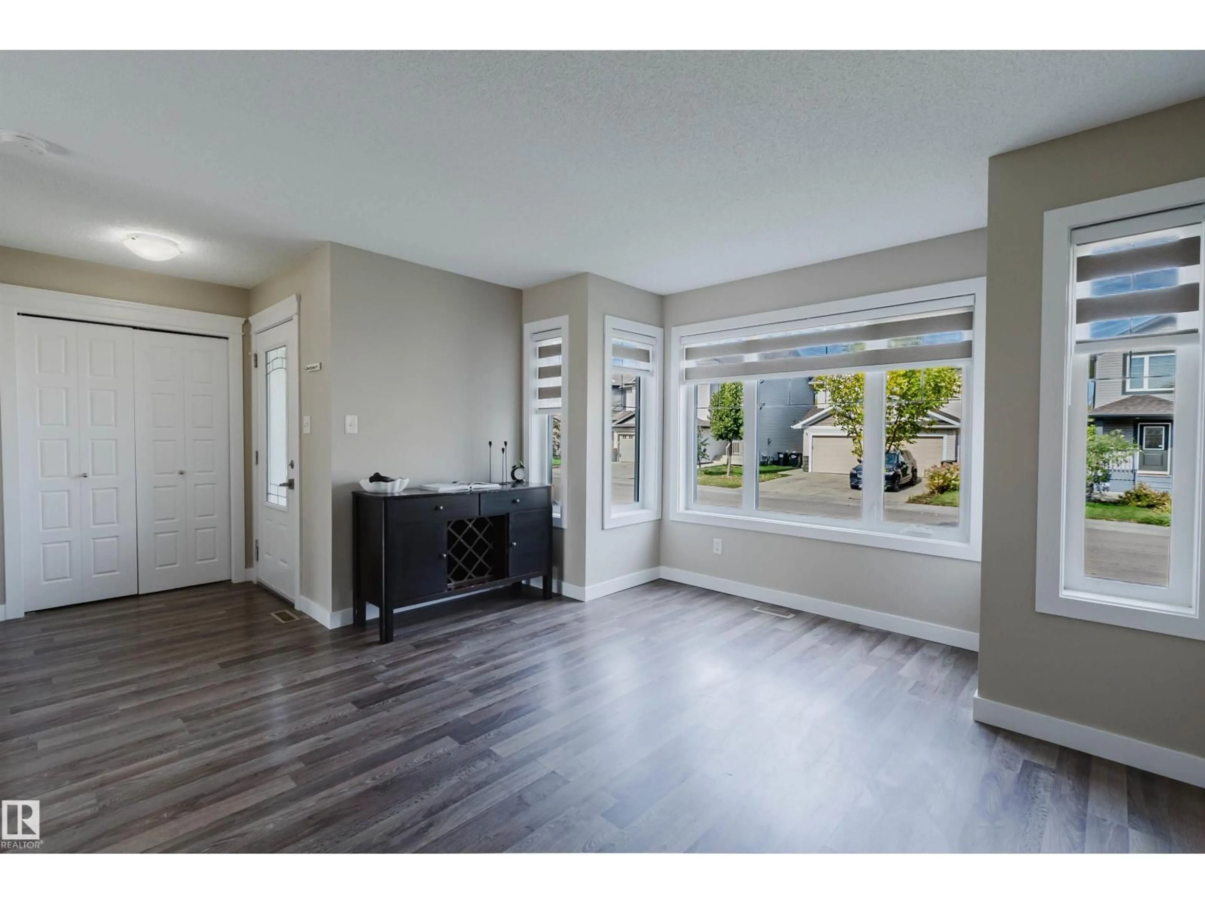 Indoor entryway for 12281 173A AV, Edmonton Alberta T5X0J8