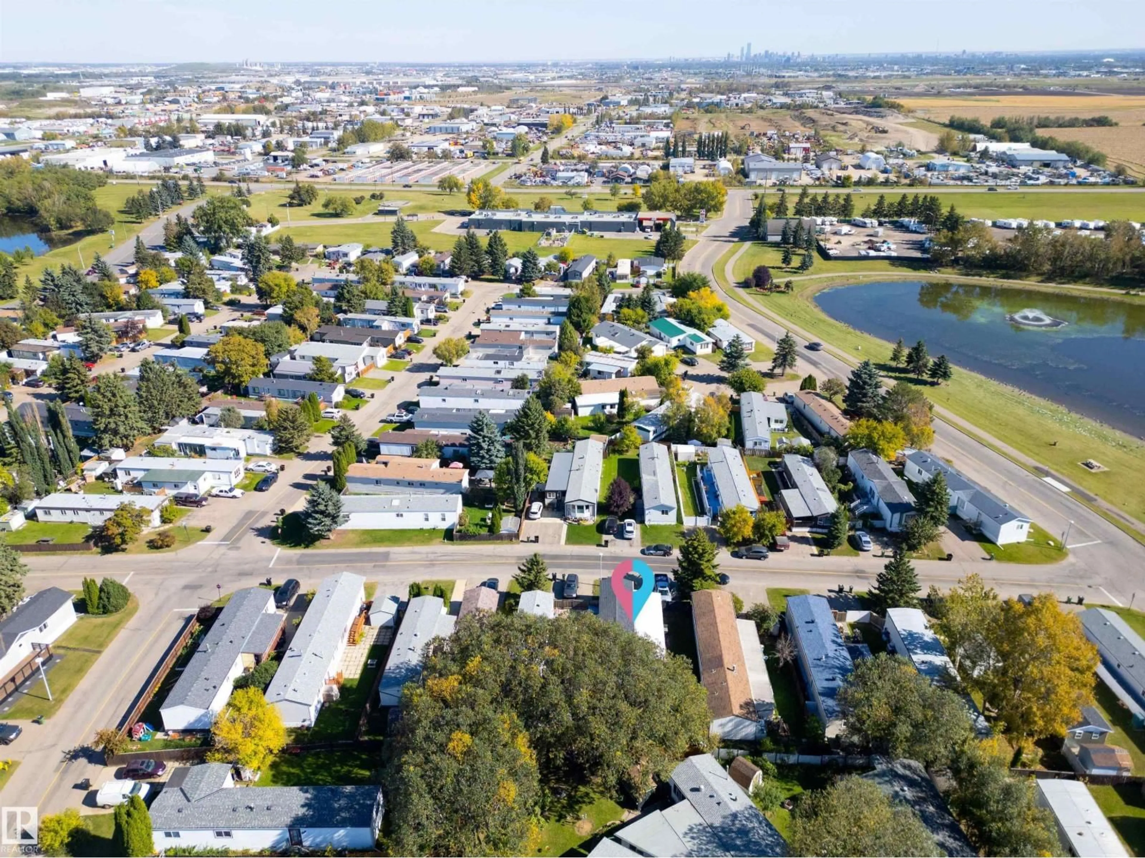 A pic from outside/outdoor area/front of a property/back of a property/a pic from drone, street for 10770 - 2514 WINTERBURN RD, Edmonton Alberta T5G1T7