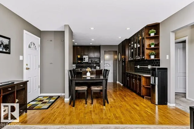 NW - 8104 162 ST, Edmonton 5