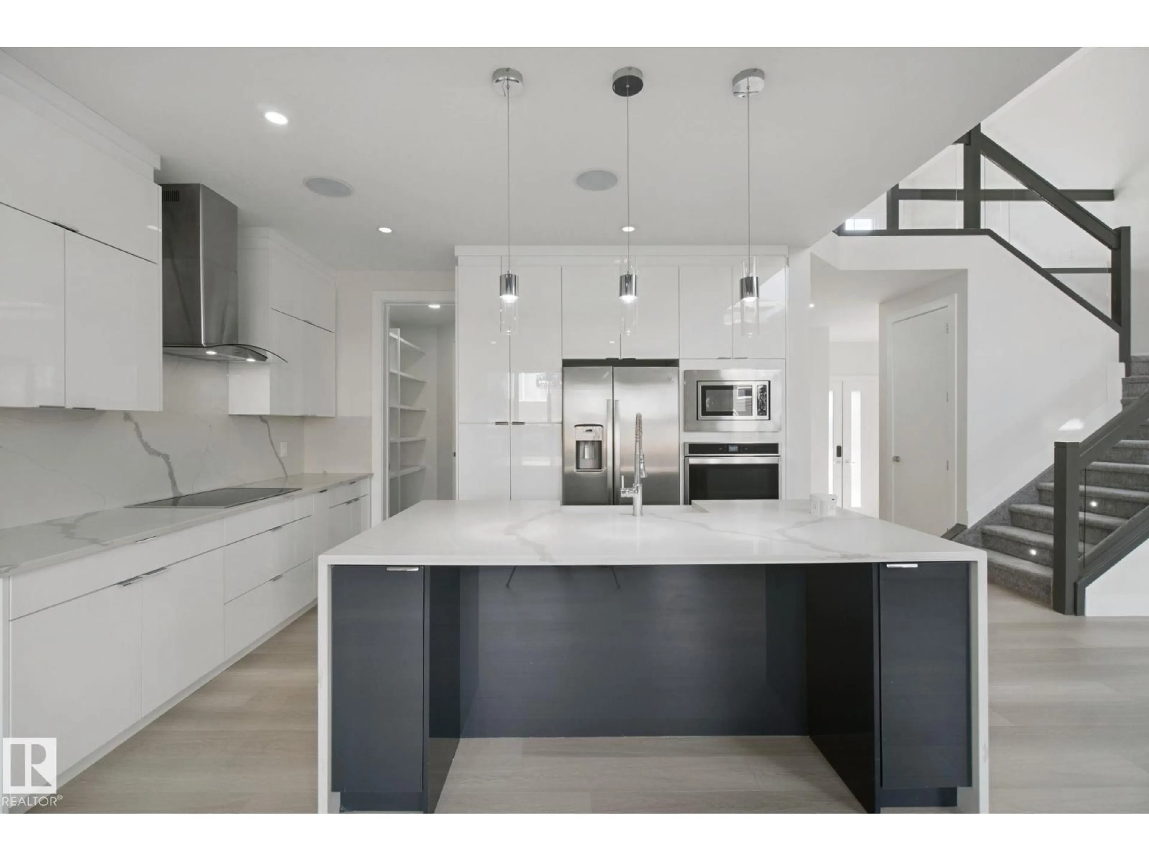 Open concept kitchen, ceramic/tile floor for 3699 HUMMINGBIRD WY, Edmonton Alberta T5S0L1