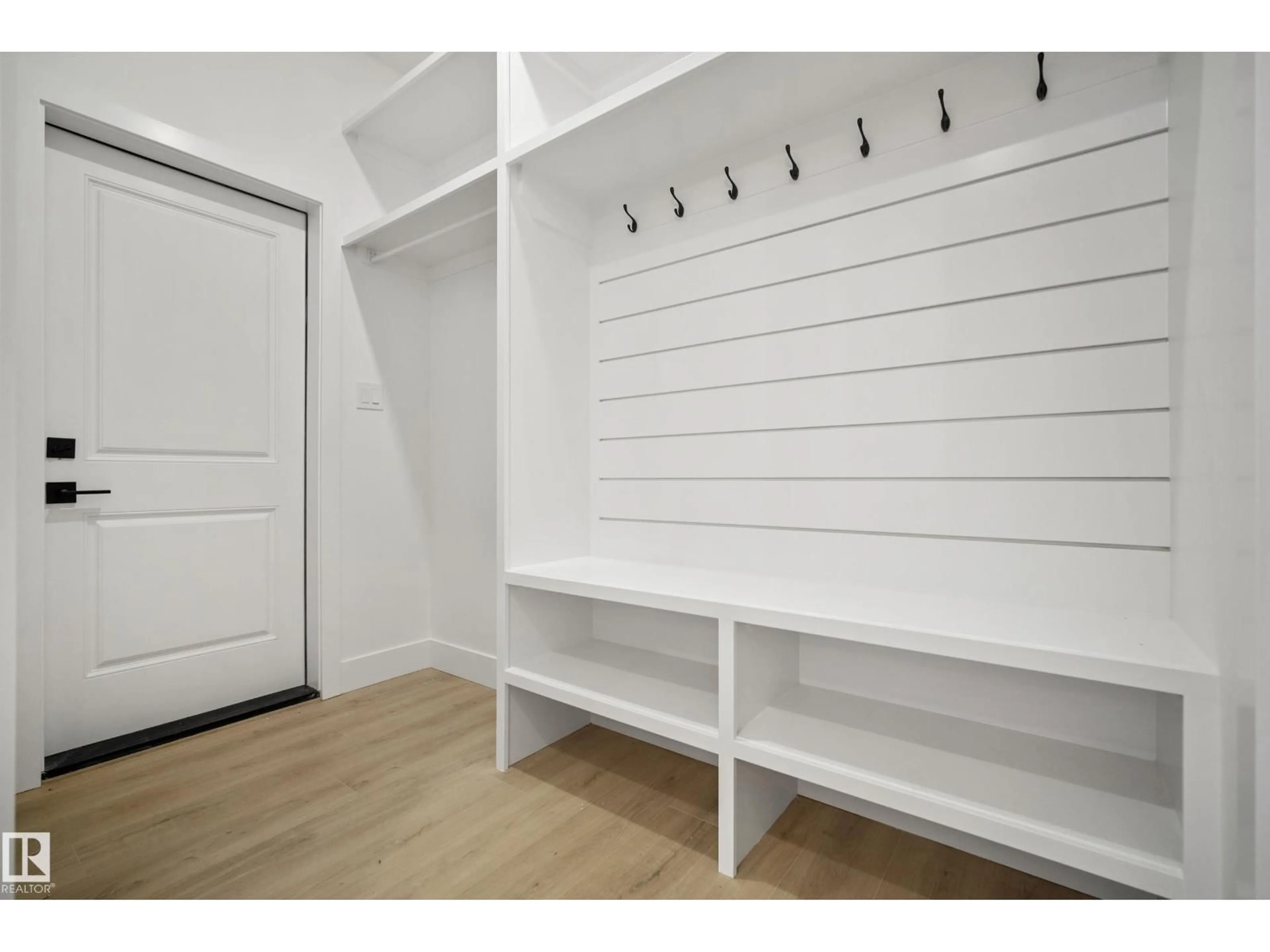Storage room or clothes room or walk-in closet for 121 CALEDON CR, Spruce Grove Alberta T7X0Y8