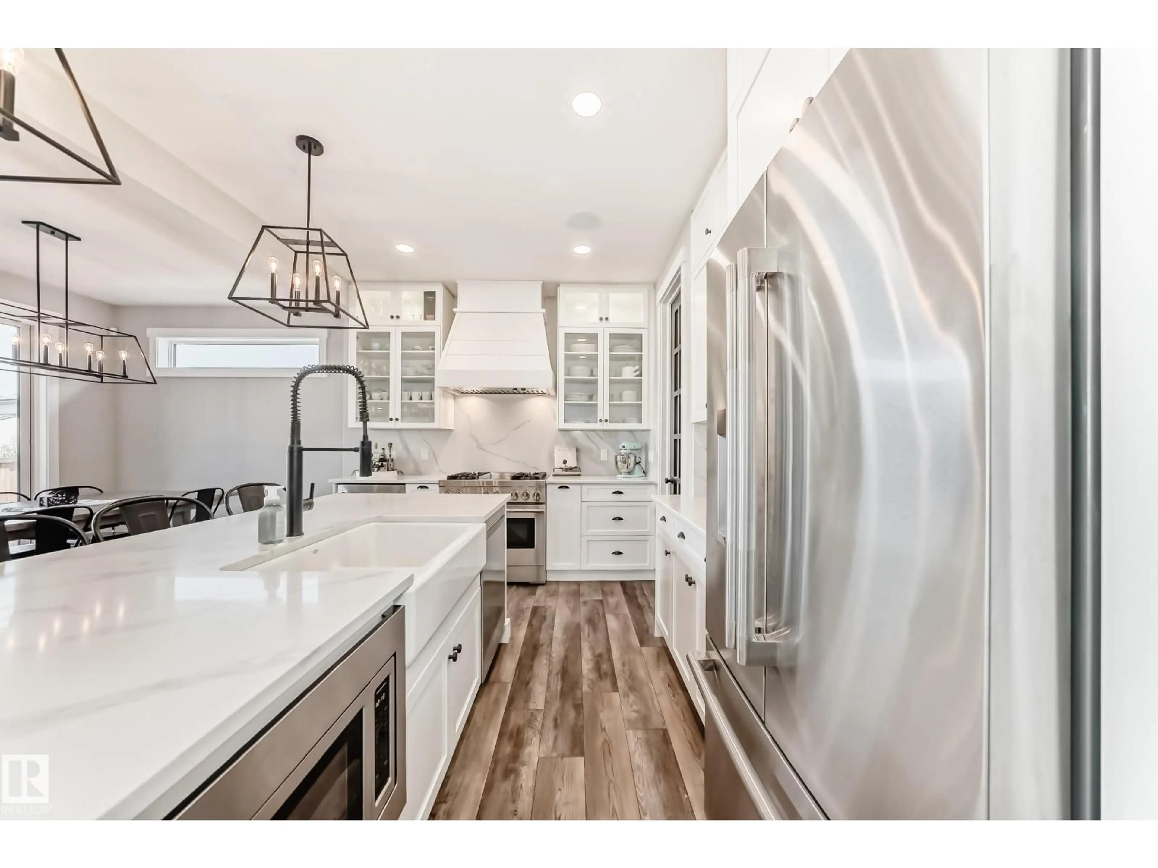 Open concept kitchen, ceramic/tile floor for 22380 93 AV, Edmonton Alberta T5T7L9