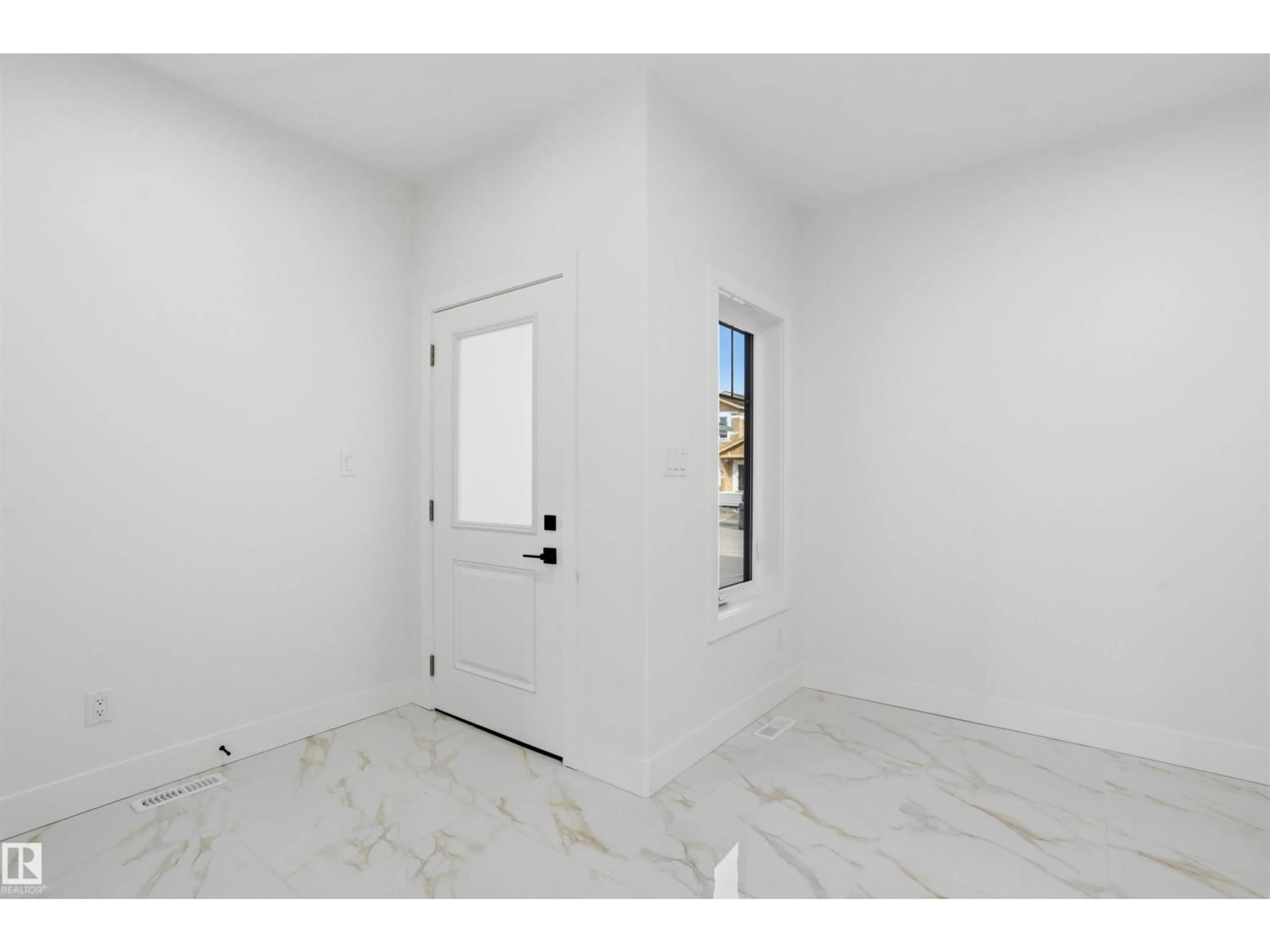 Indoor entryway for 4210 63 ST, Beaumont Alberta T4X0V1