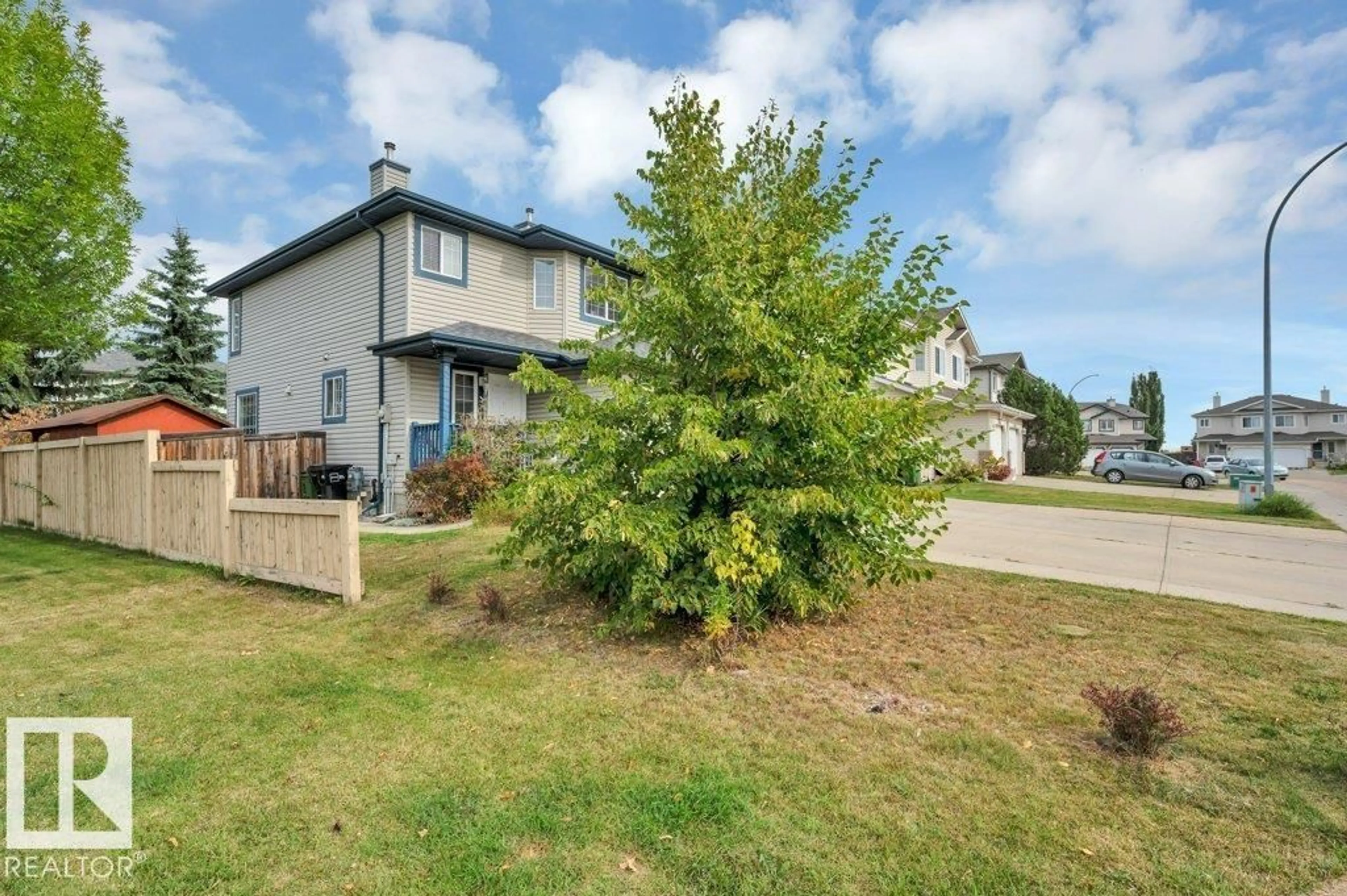 A pic from outside/outdoor area/front of a property/back of a property/a pic from drone, unknown for NW - 11448 169 AV, Edmonton Alberta T5X6G7