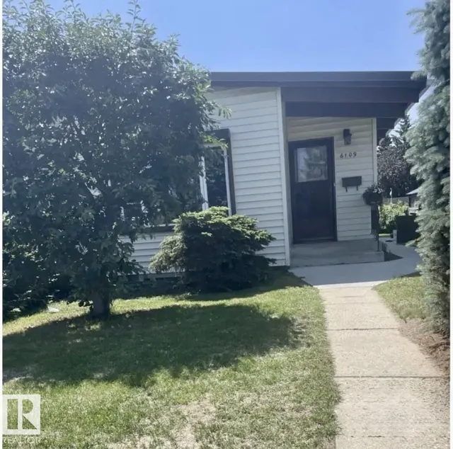 6109 90 AV, Edmonton