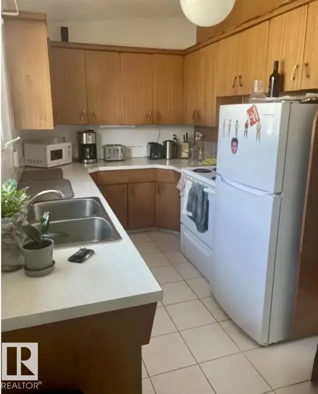 6109 90 AV, Edmonton 5