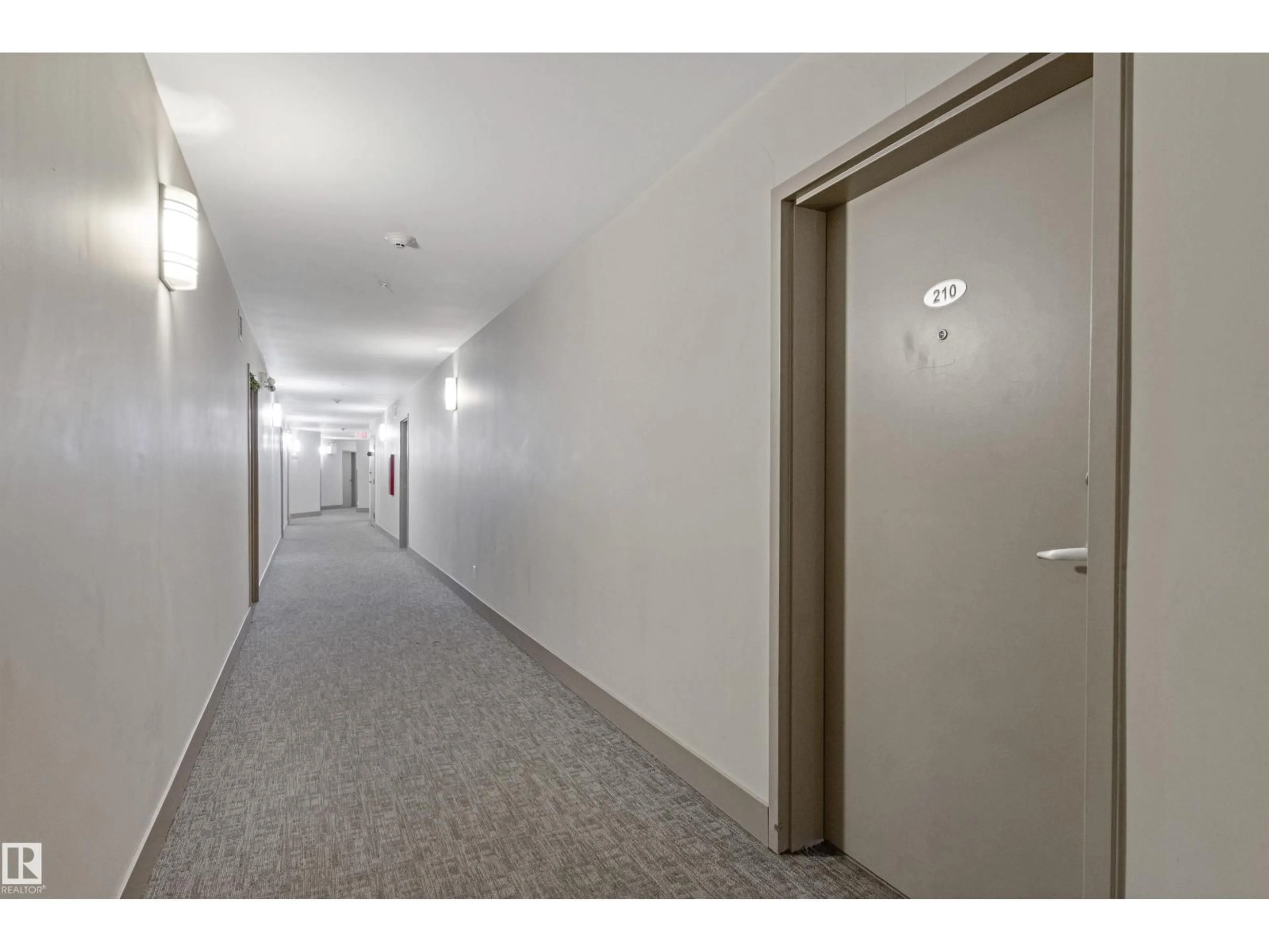 Indoor foyer for #210 - 10611 117 ST, Edmonton Alberta T5H0G6