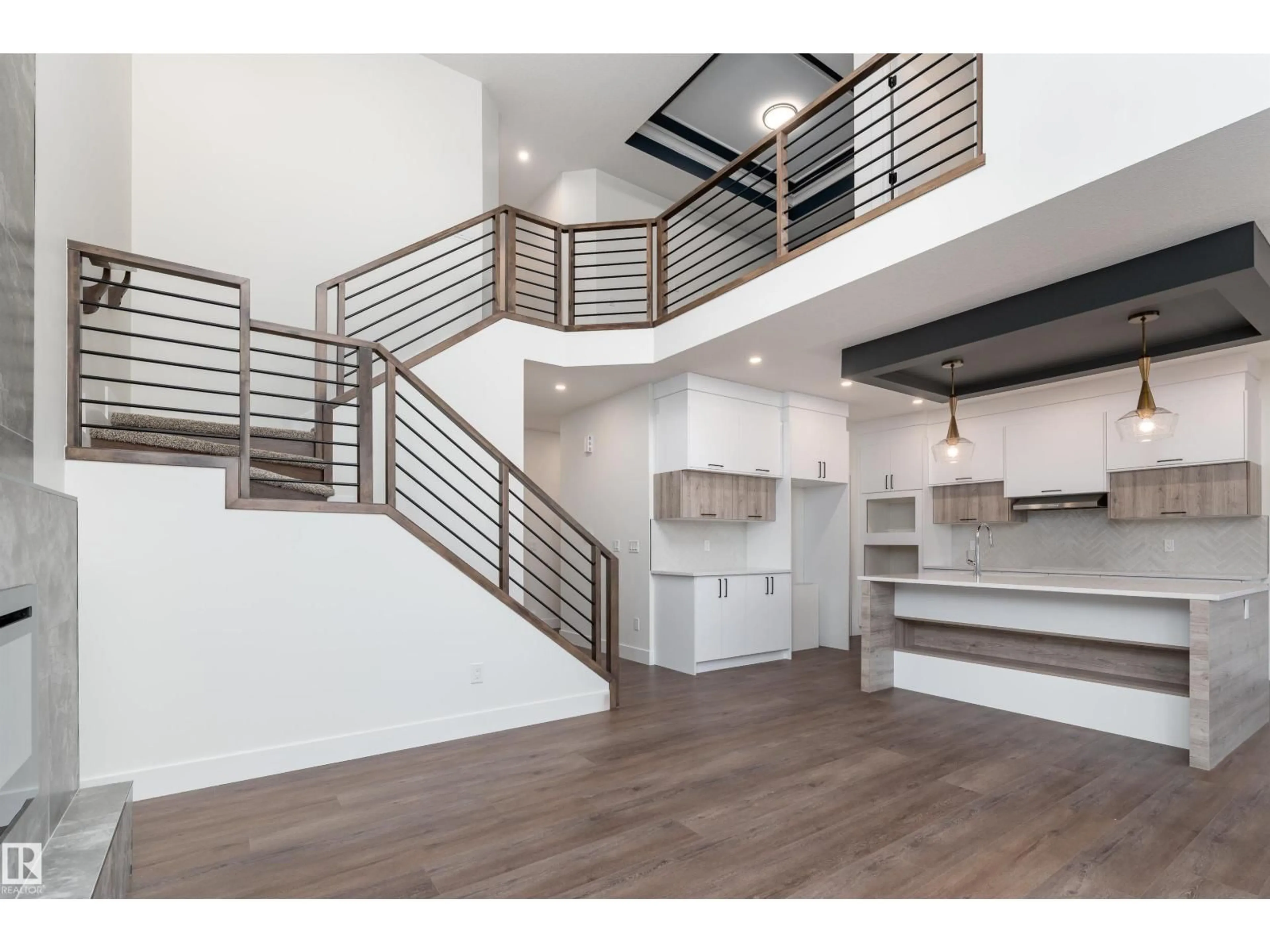 Unknown for 43 MAPLE CR, Gibbons Alberta T0A1N0