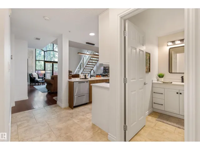 105 - 10108 125 ST NW, Edmonton 5