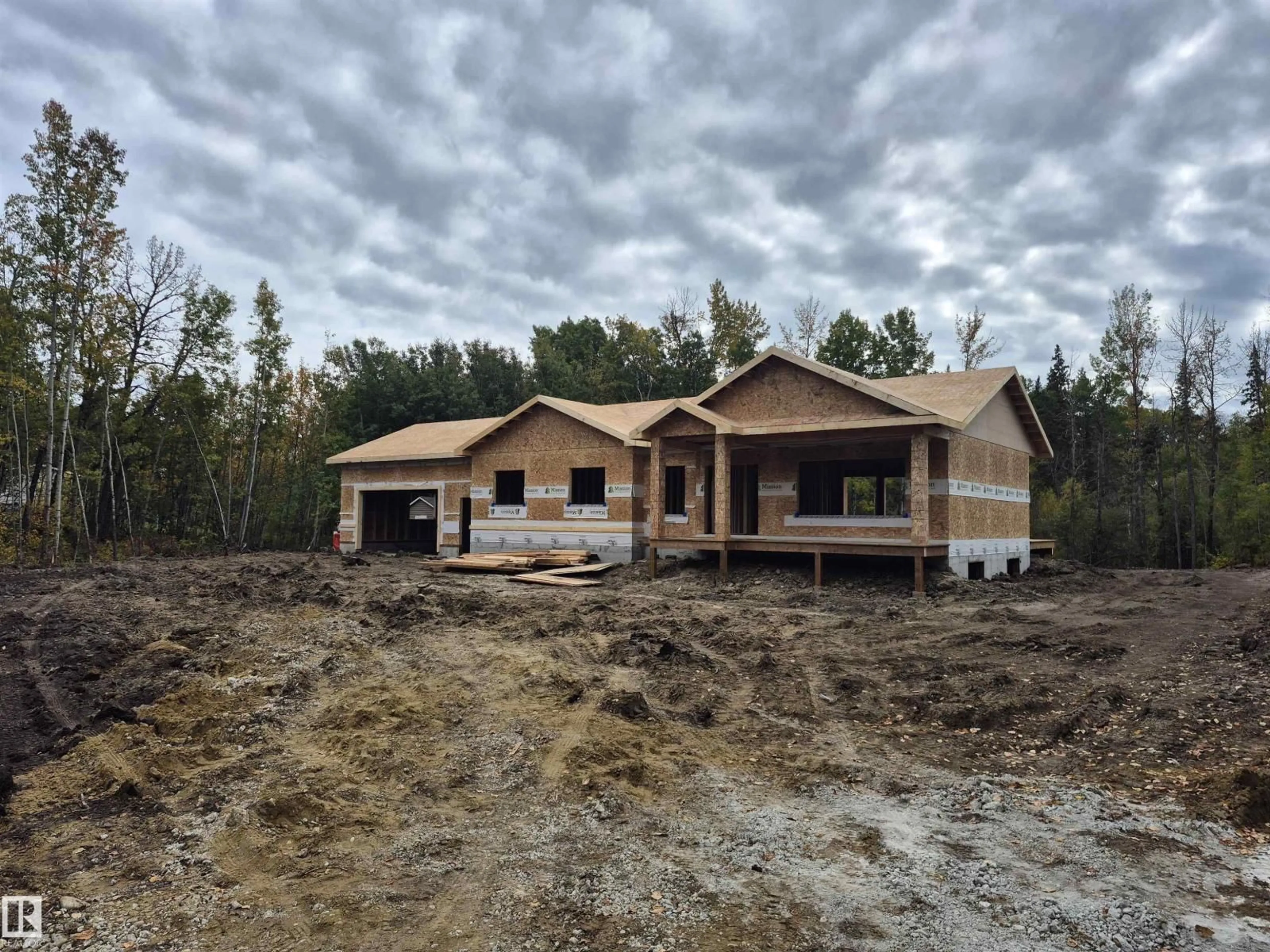 Home with vinyl exterior material, building for 30 TWP ROAD 540, Rural Lac Ste. Anne County Alberta T0E1V0