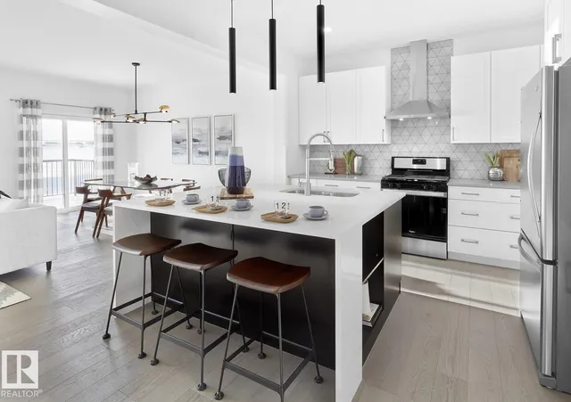 22003 93 AV, Edmonton 5