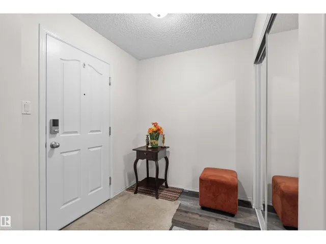 #101 - 10511 42 AV, Edmonton 3