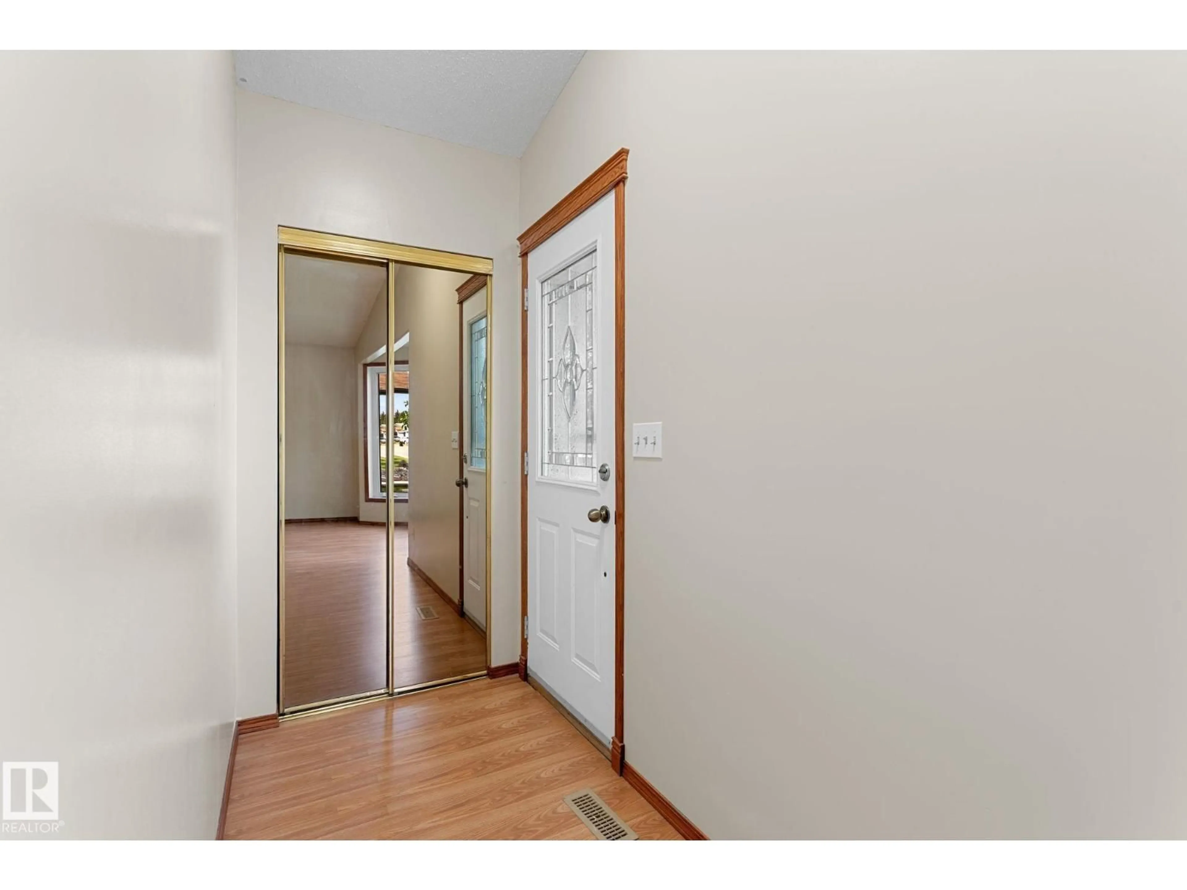 Indoor entryway for NW - 9147 180A AV, Edmonton Alberta T5Z2K3
