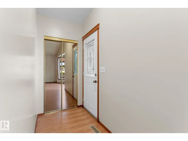 NW - 9147 180A AV, Edmonton 5