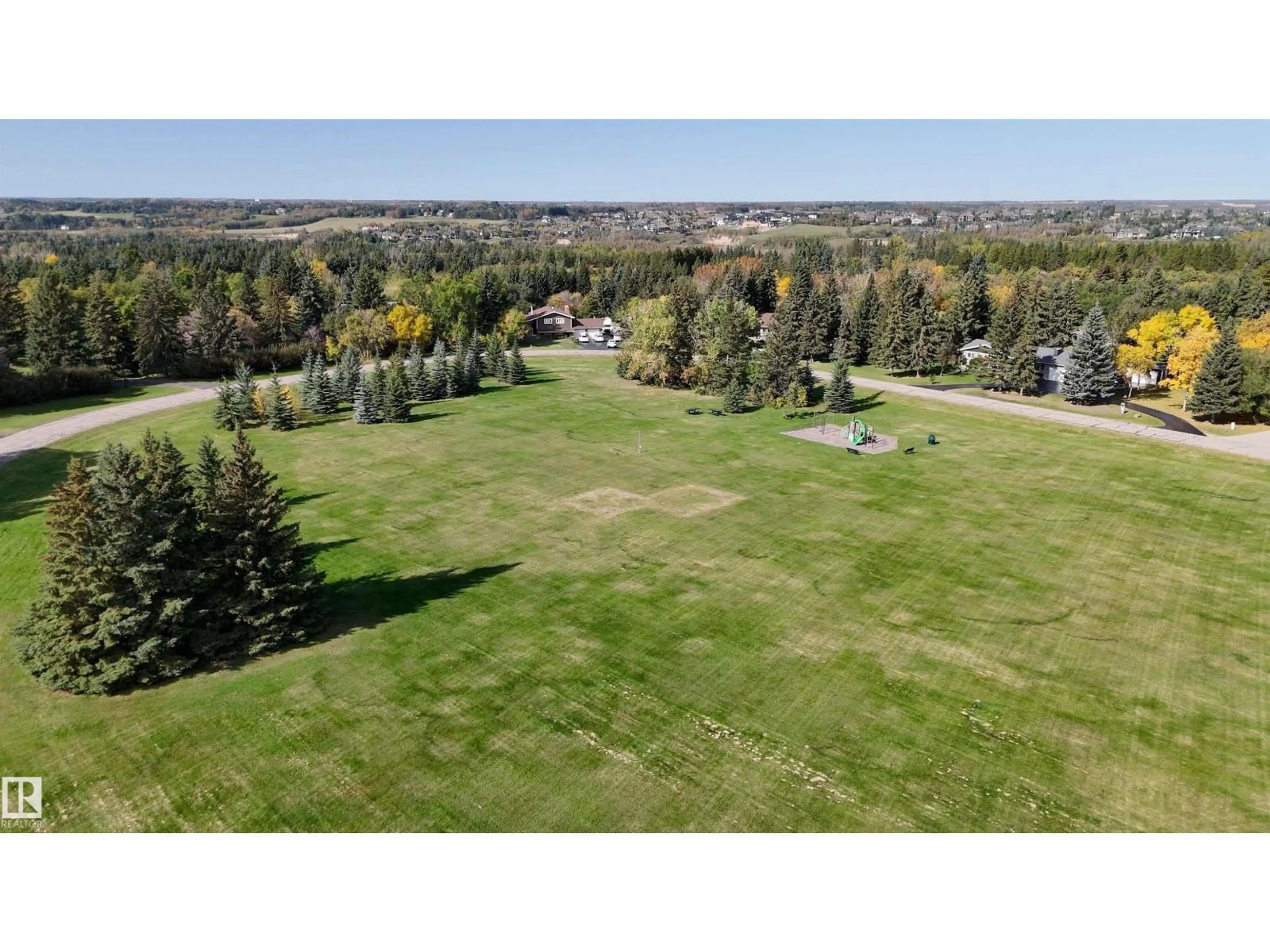 A pic from outside/outdoor area/front of a property/back of a property/a pic from drone, unknown for 25011 - 19 STURGEON RD, Rural Sturgeon County Alberta T8T0A3