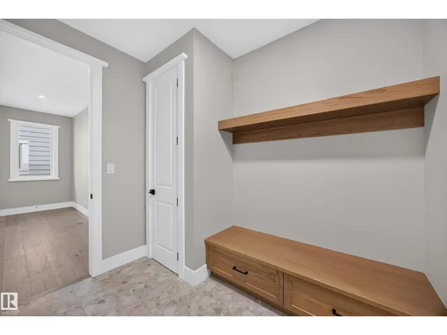 209 HAMPSHIRE, Sherwood Park 5