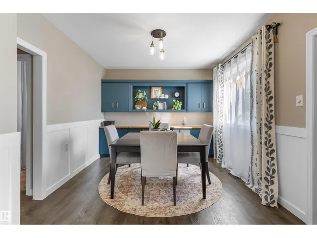 9715 71 AV, Edmonton 5