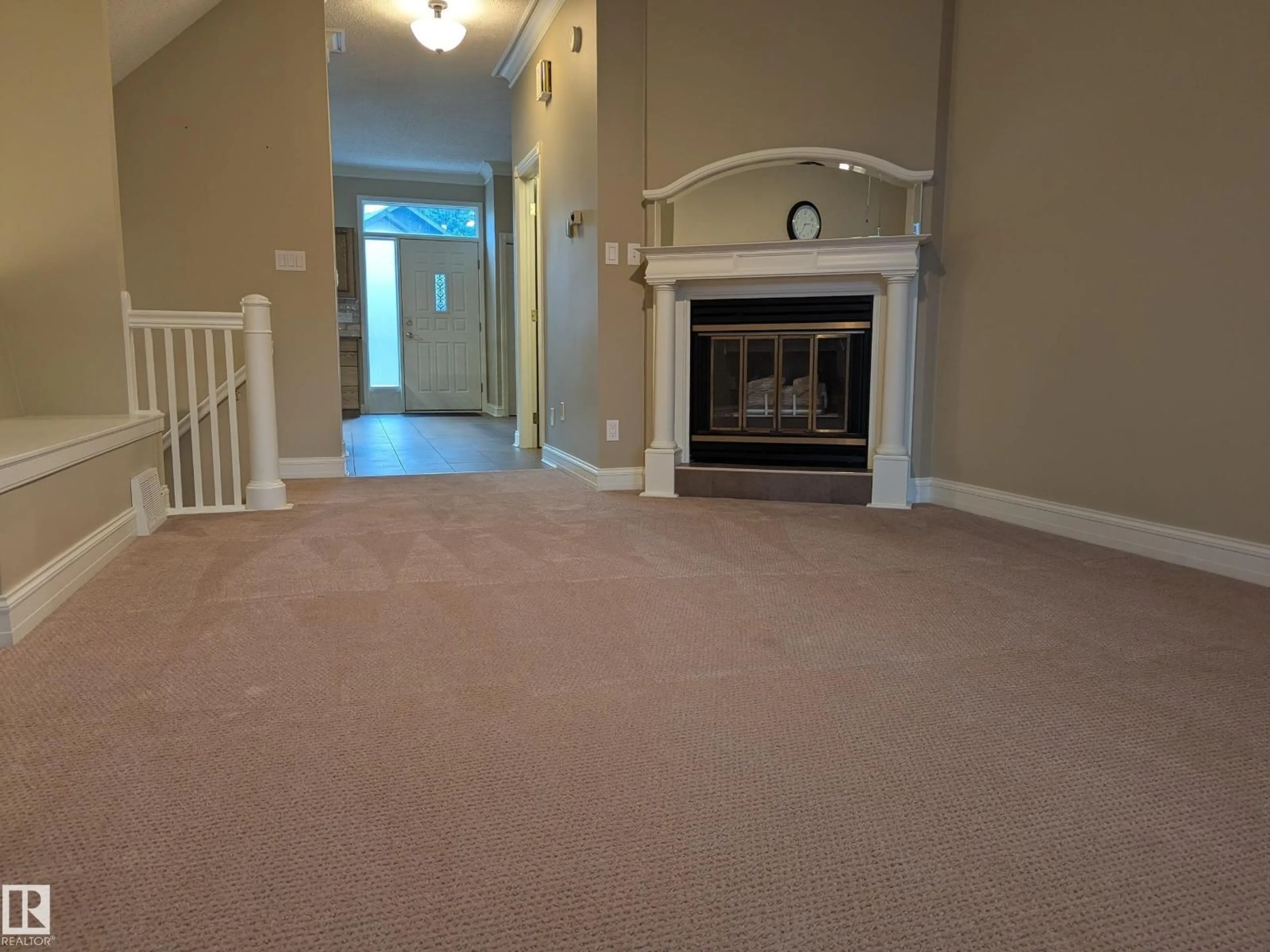 A pic of a room for 11110 UNIVERSITY AV NW, Edmonton Alberta T6G1Y6