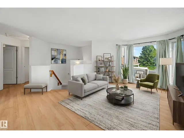 18411 77 AV, Edmonton 2