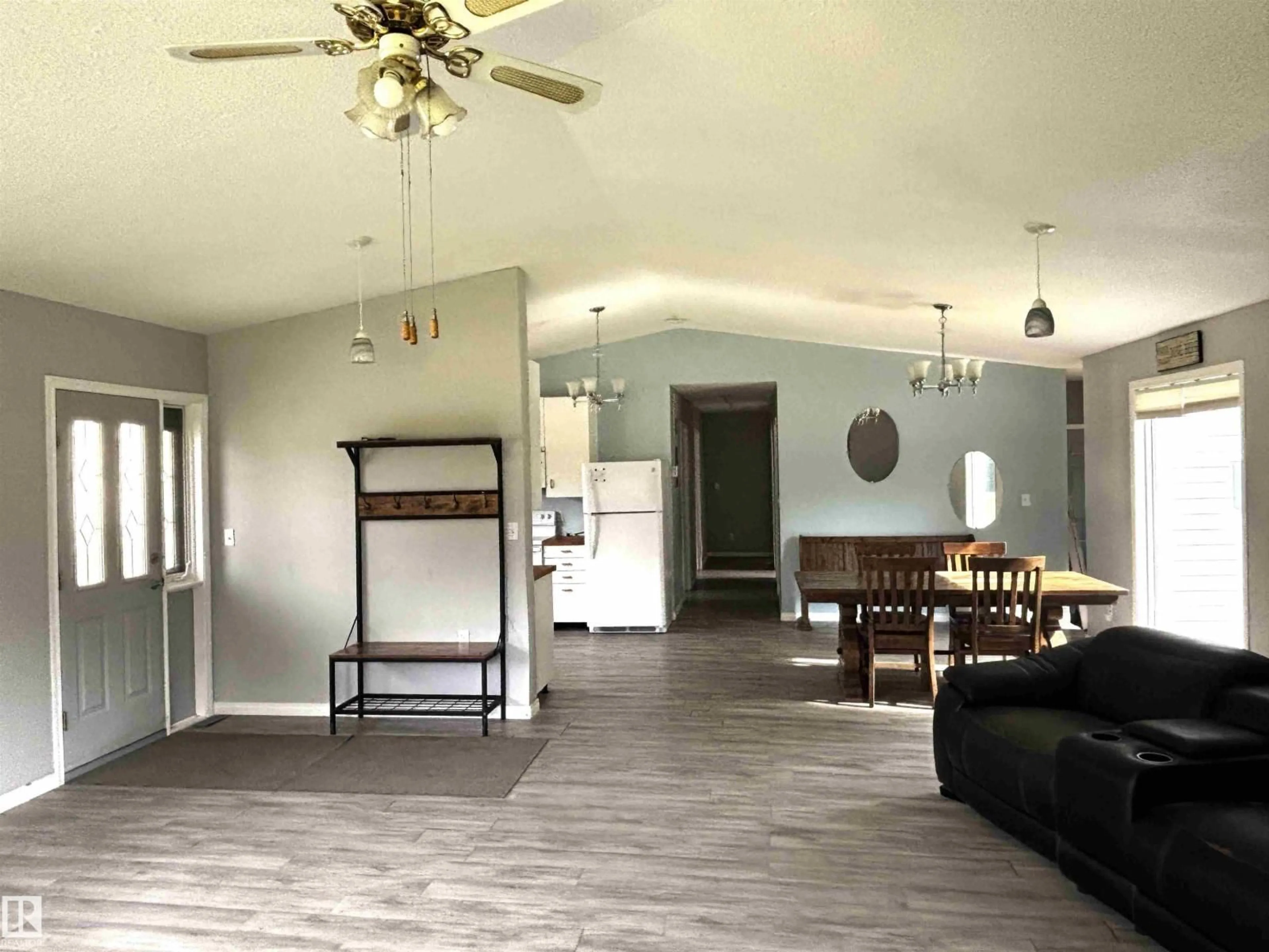 A pic of a room for 55029 HWY 761, Rural Wetaskiwin County Alberta T0C0T0
