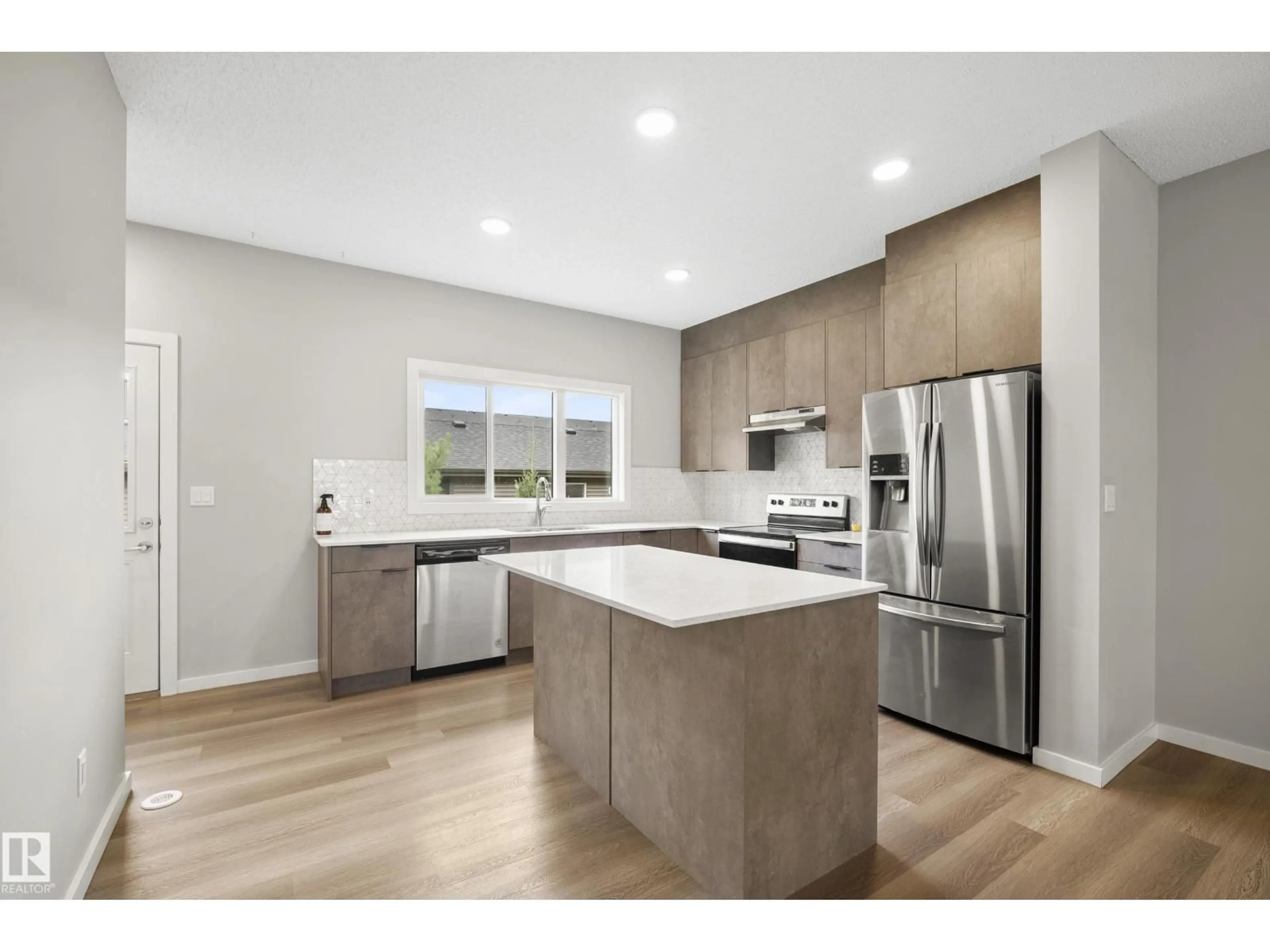 Open concept kitchen, unknown for 8322 CHAPPELLE WY, Edmonton Alberta T6W4L3